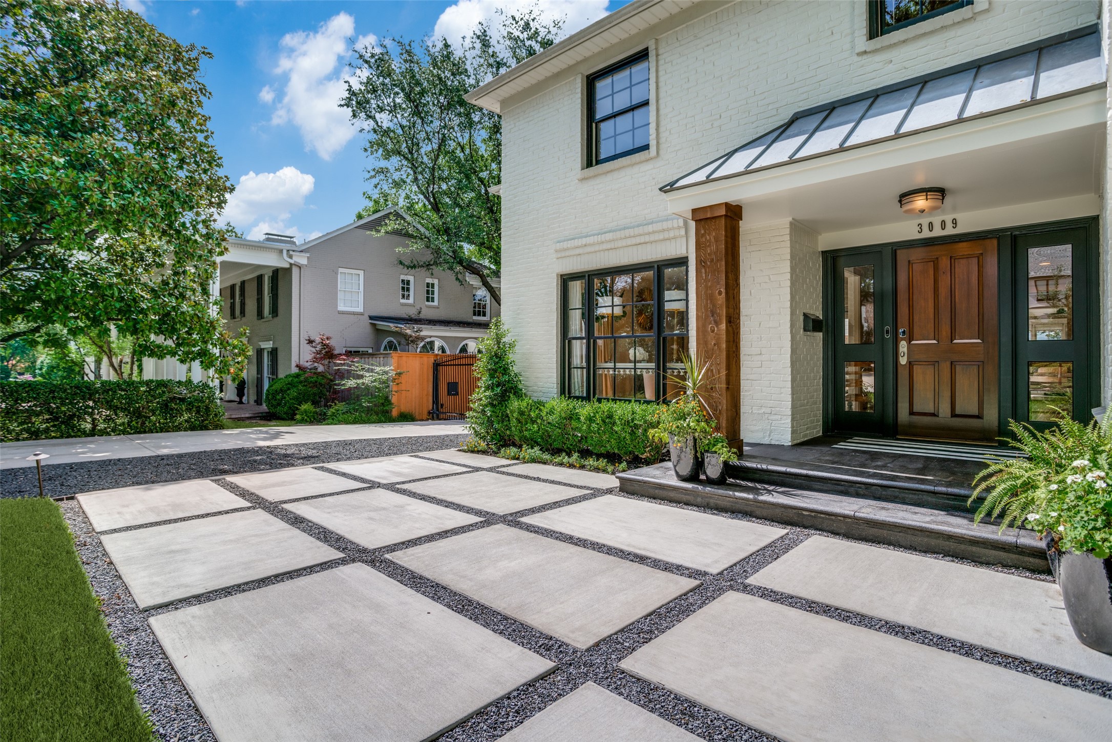 3009 Southwestern Boulevard