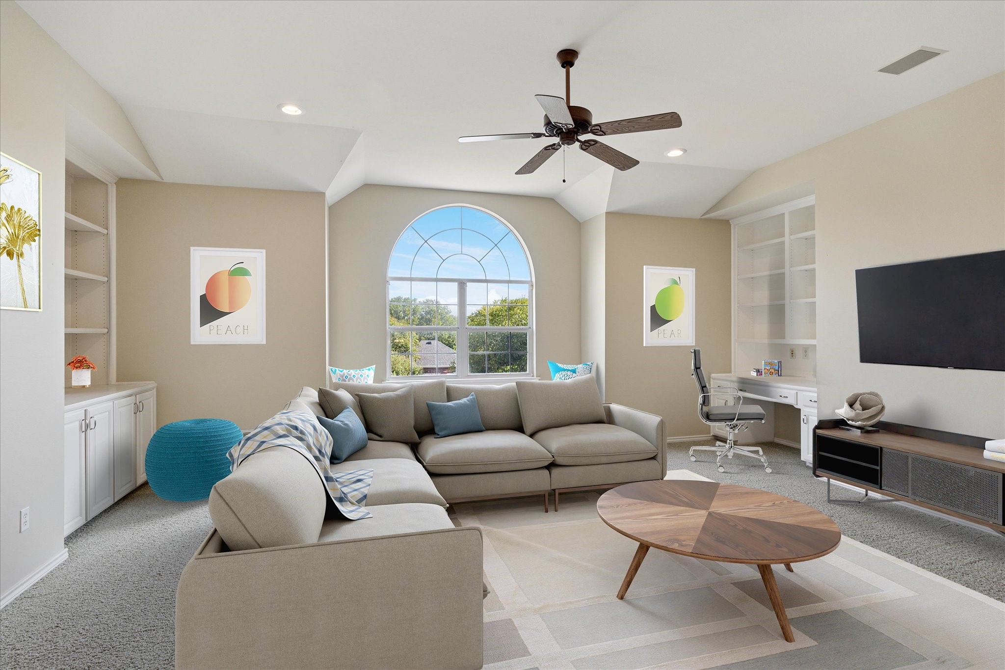 1514 Greenleaf Drive