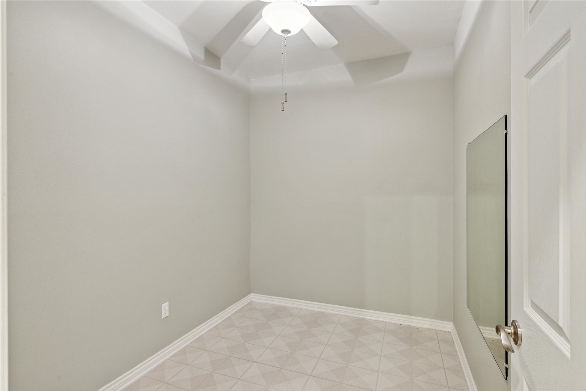 1514 Greenleaf Drive