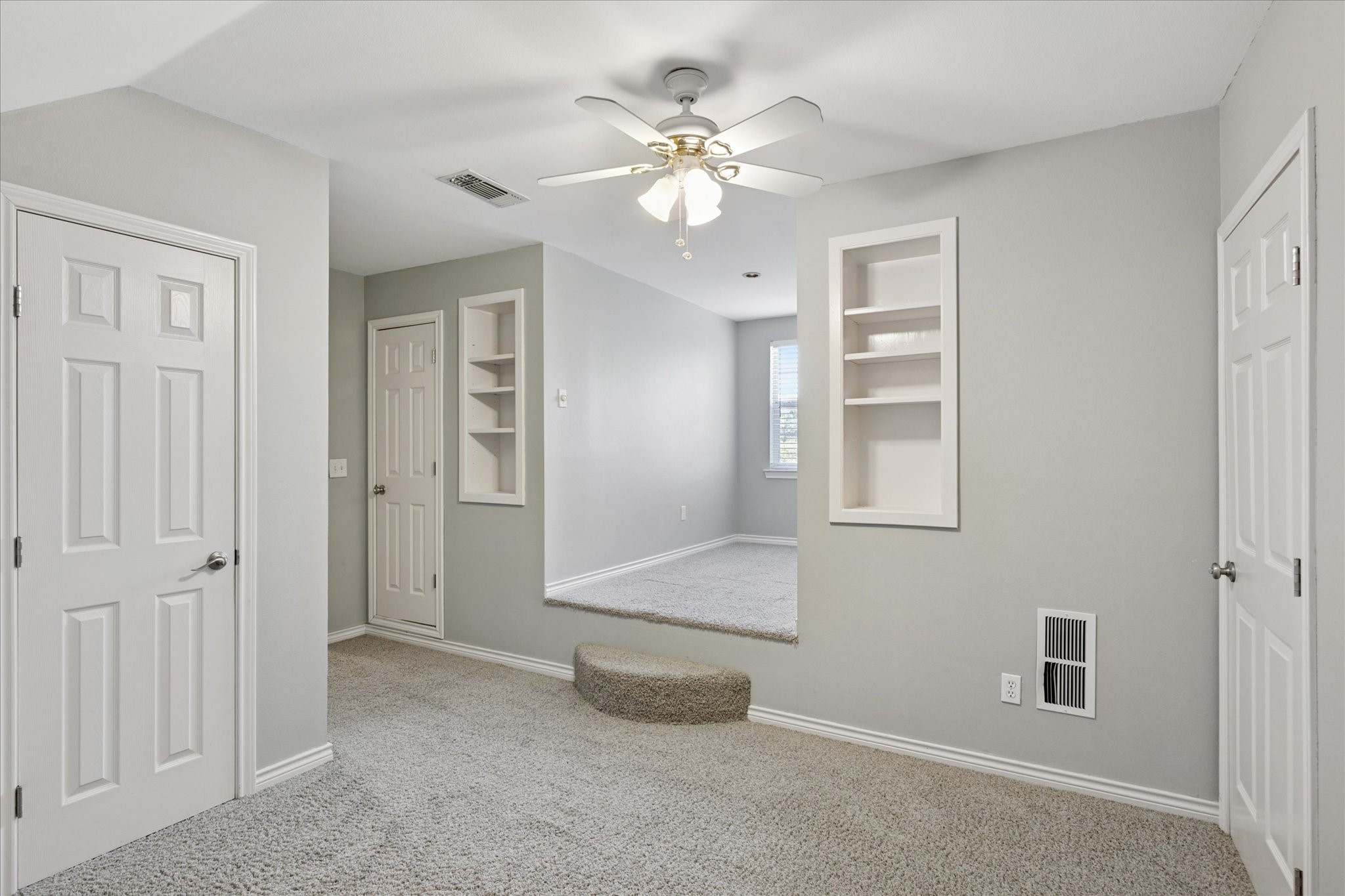 1514 Greenleaf Drive