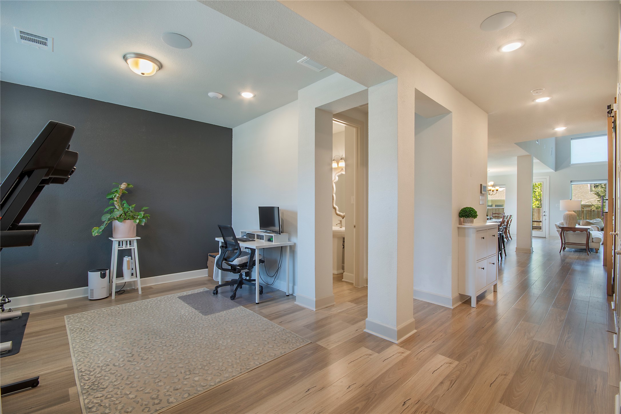 6012 Tavolo Parkway