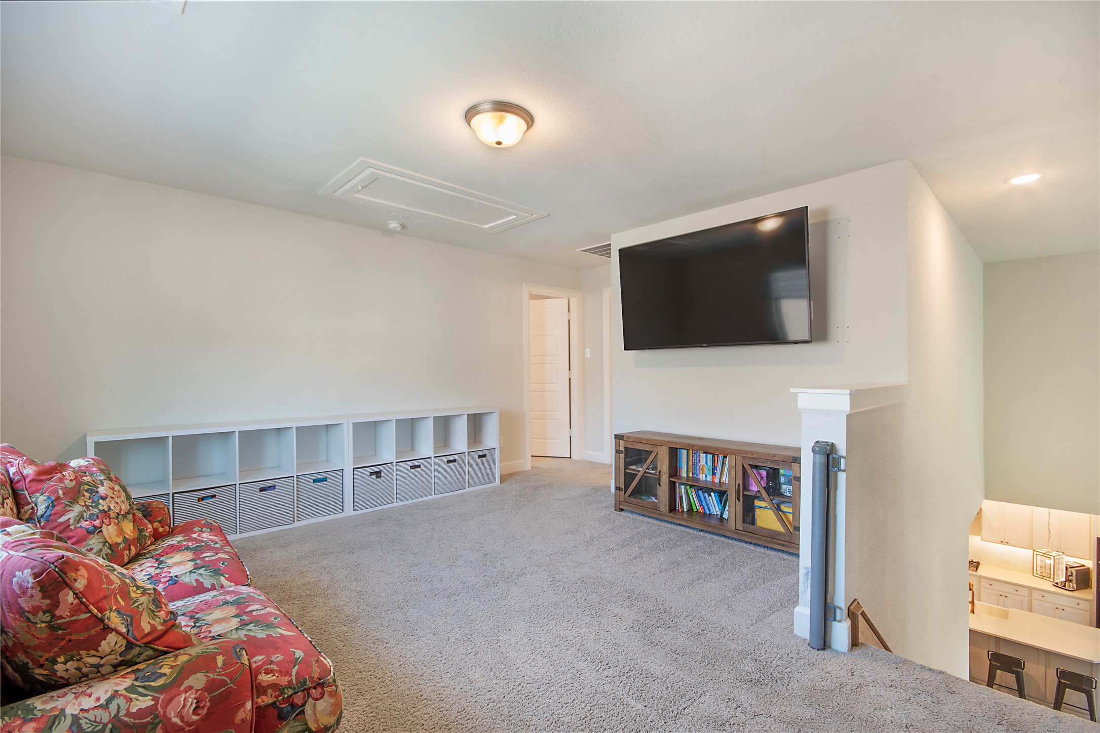 6012 Tavolo Parkway