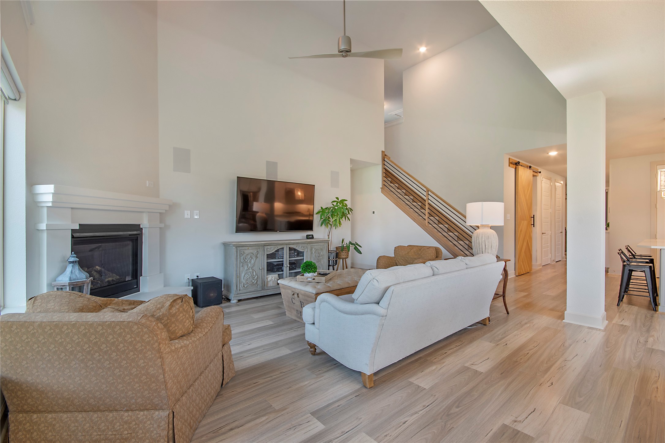 6012 Tavolo Parkway