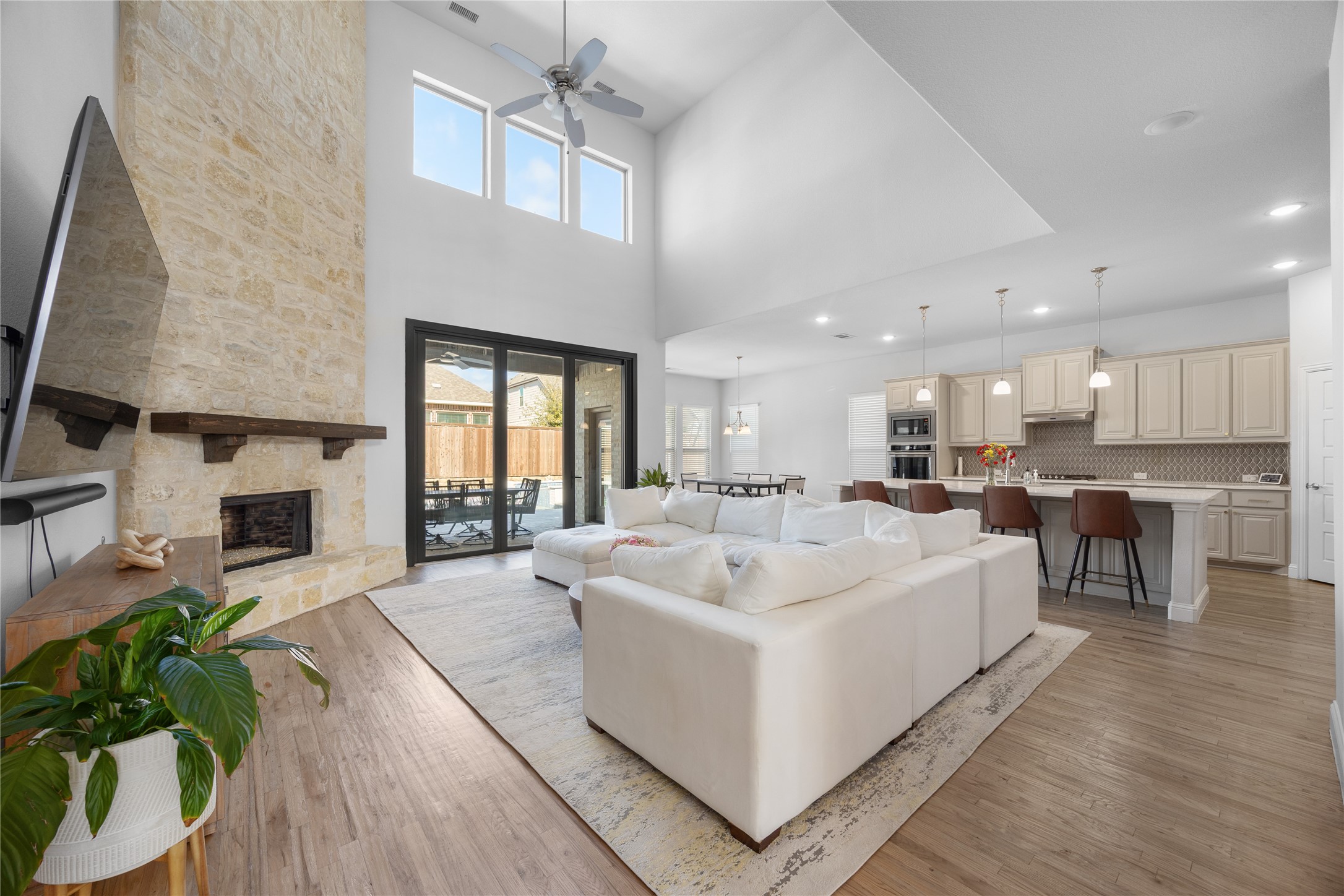 16921 Eastbrook Drive