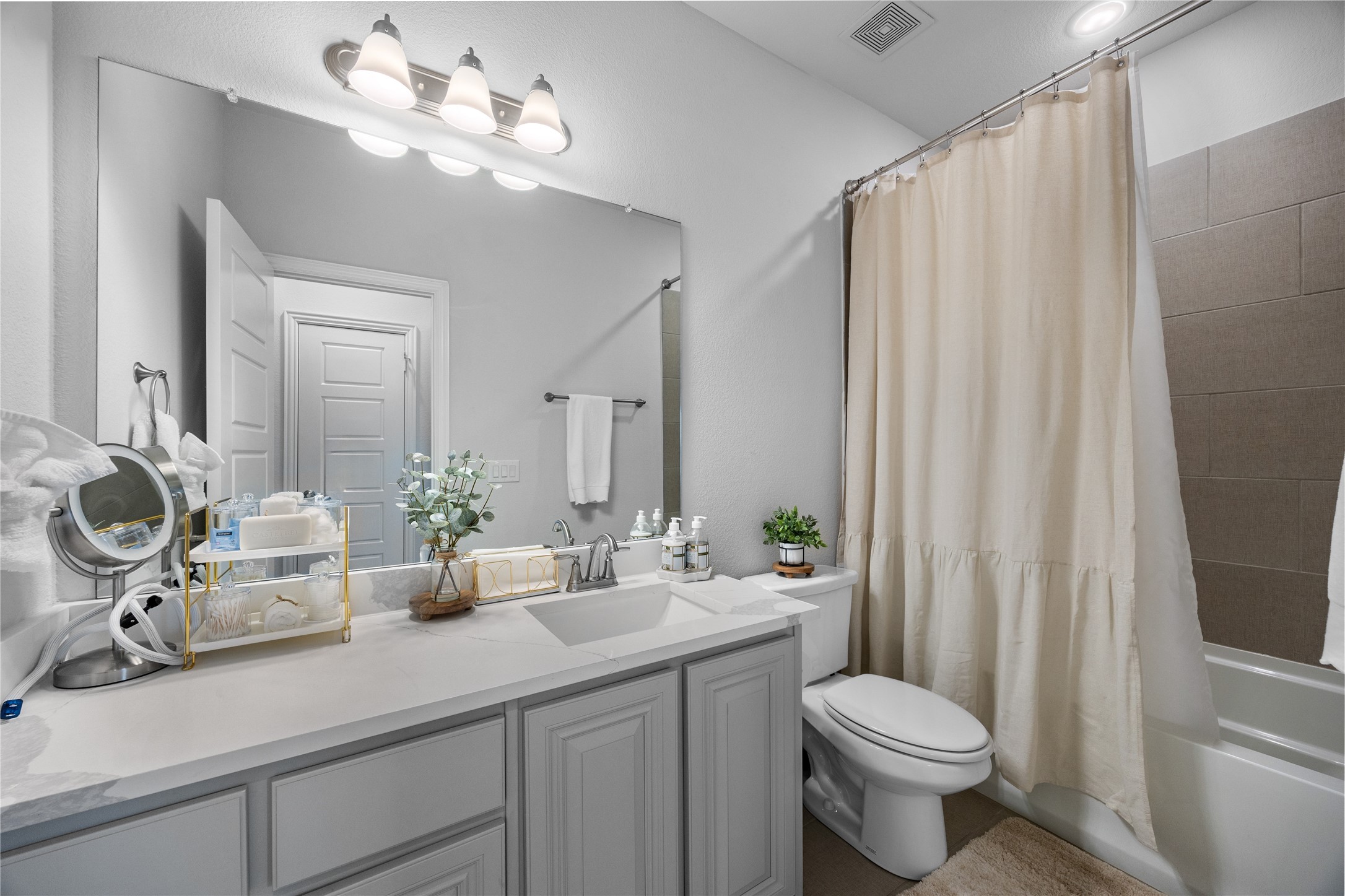 16921 Eastbrook Drive