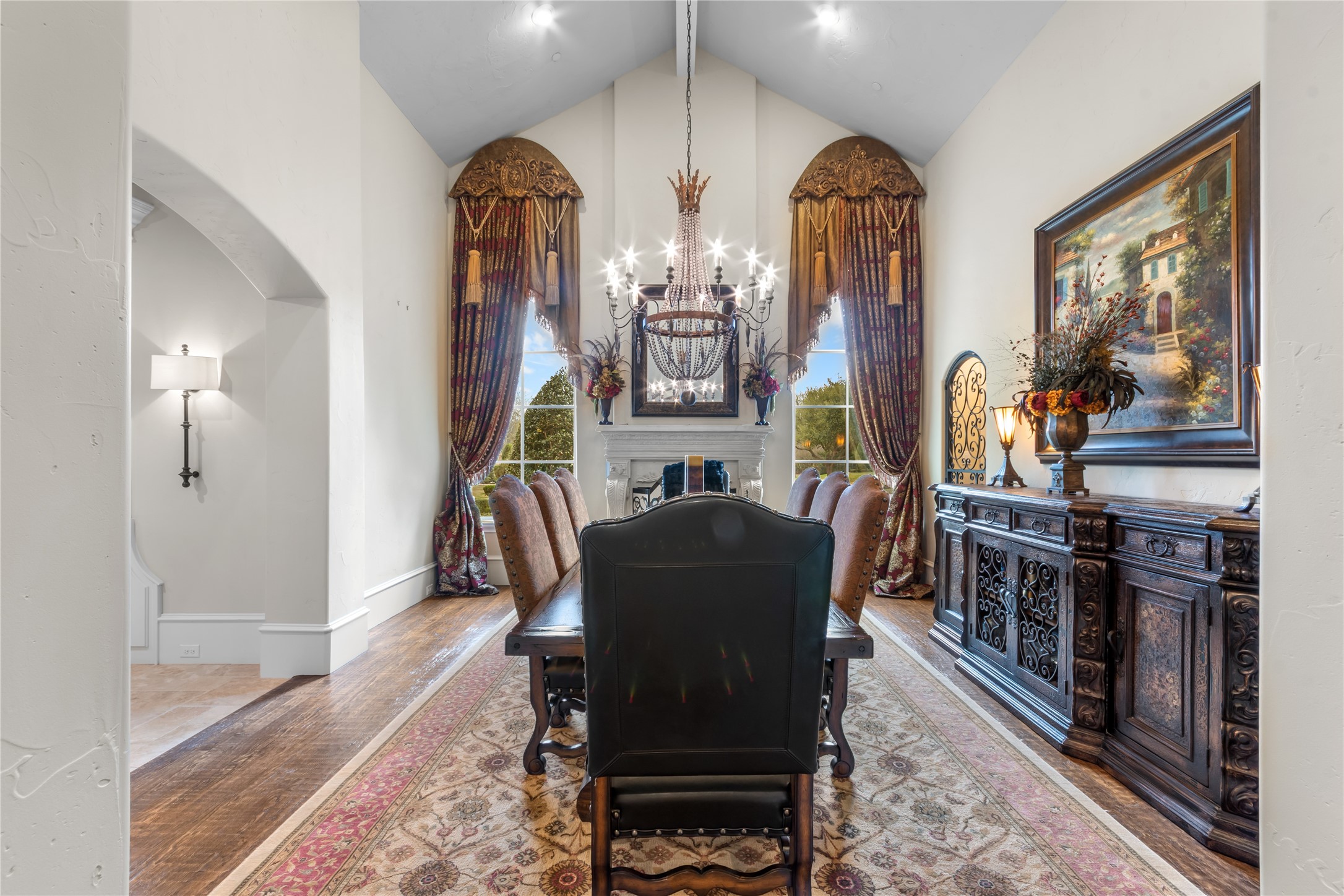 723 Bending Oak Trail