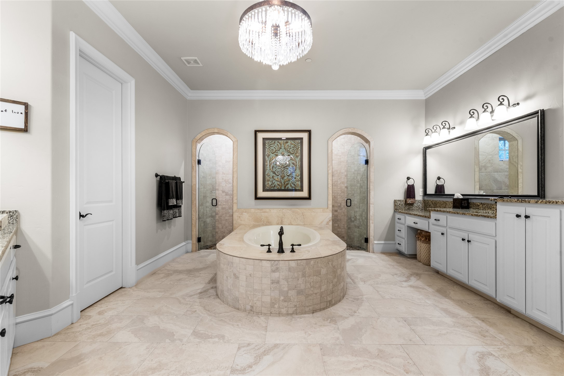 723 Bending Oak Trail