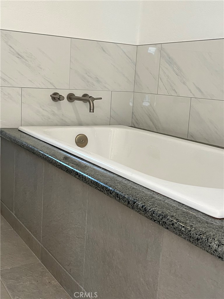 531 Westminster Avenue