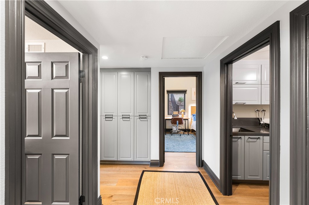 21561 RUSHFORD Drive