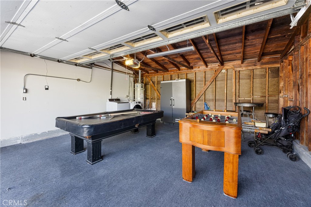 1402 W Goodhue Avenue