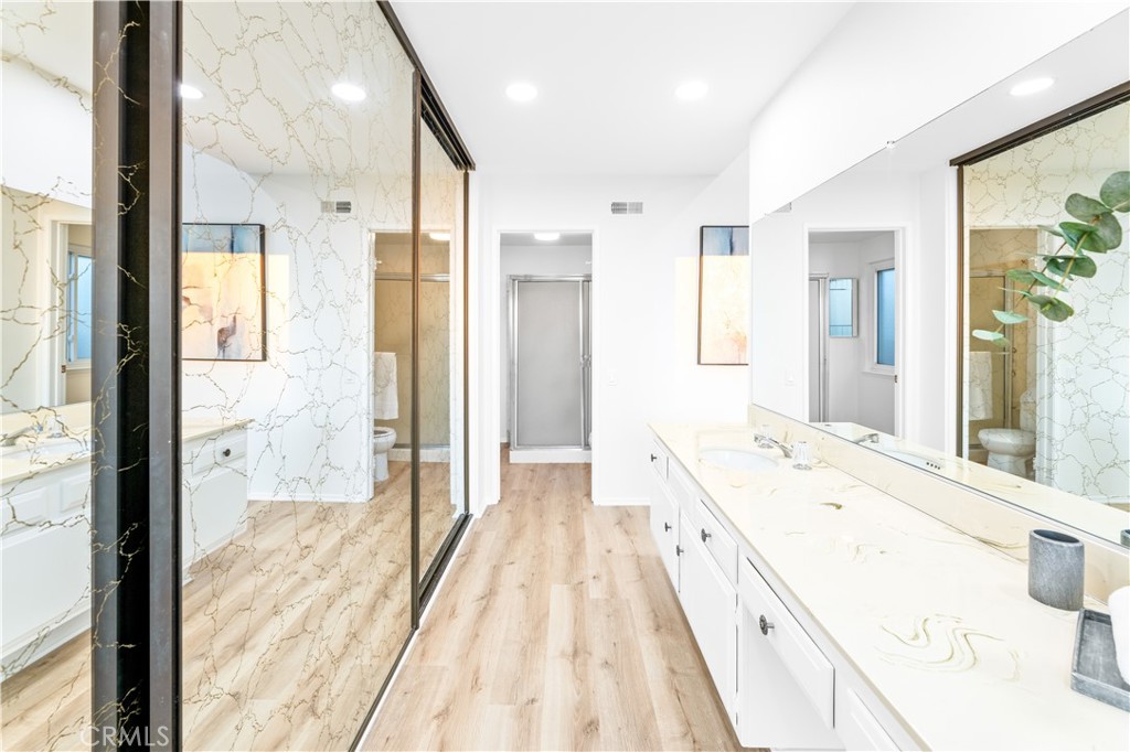 1621 Harbor Crest Circle