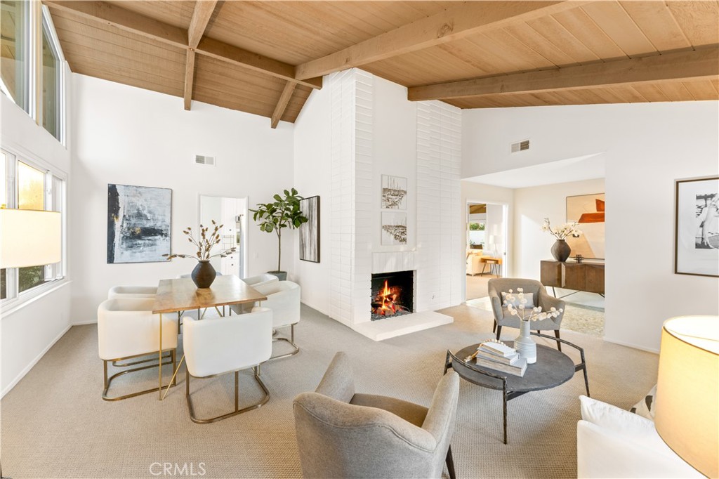 1621 Harbor Crest Circle