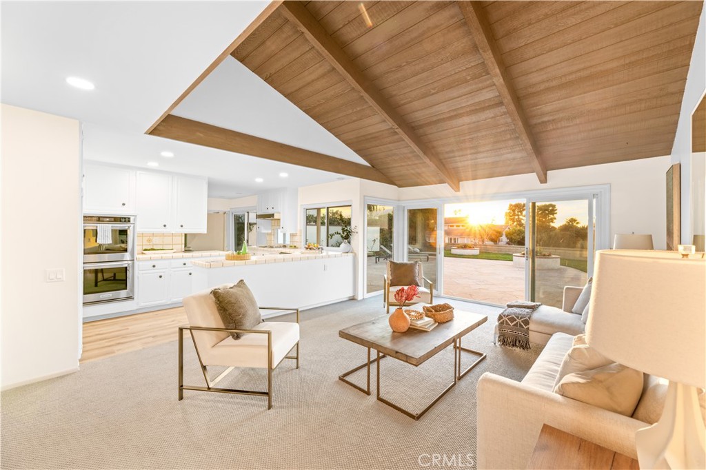 1621 Harbor Crest Circle