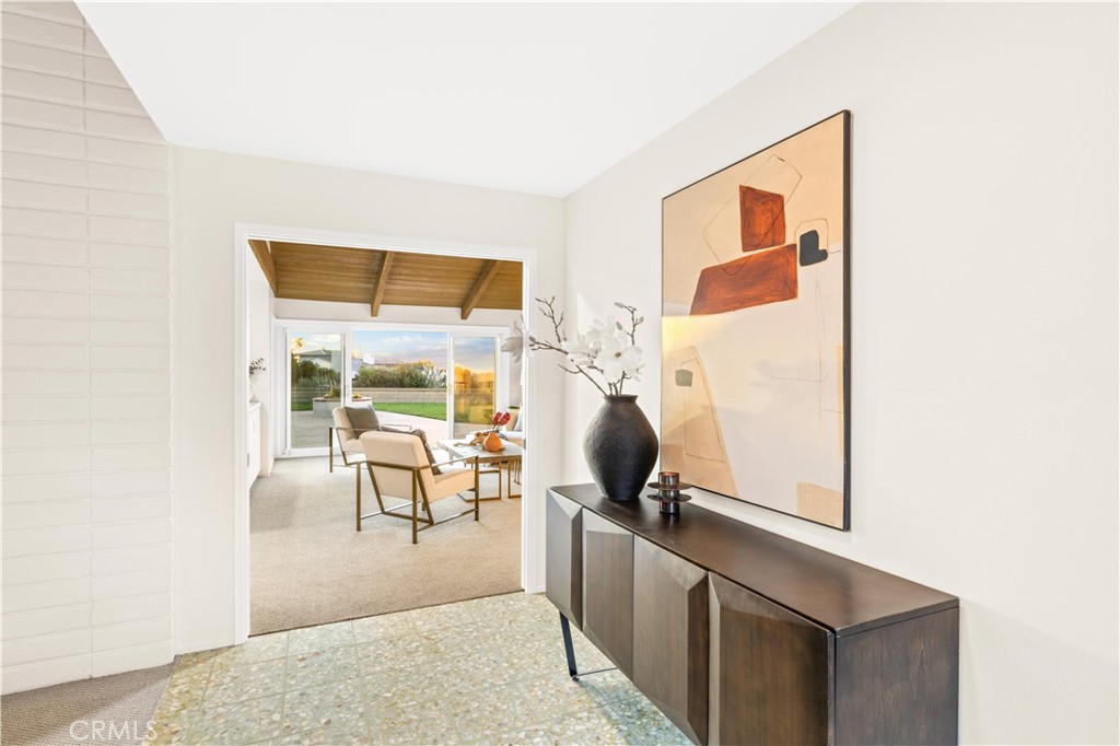 1621 Harbor Crest Circle