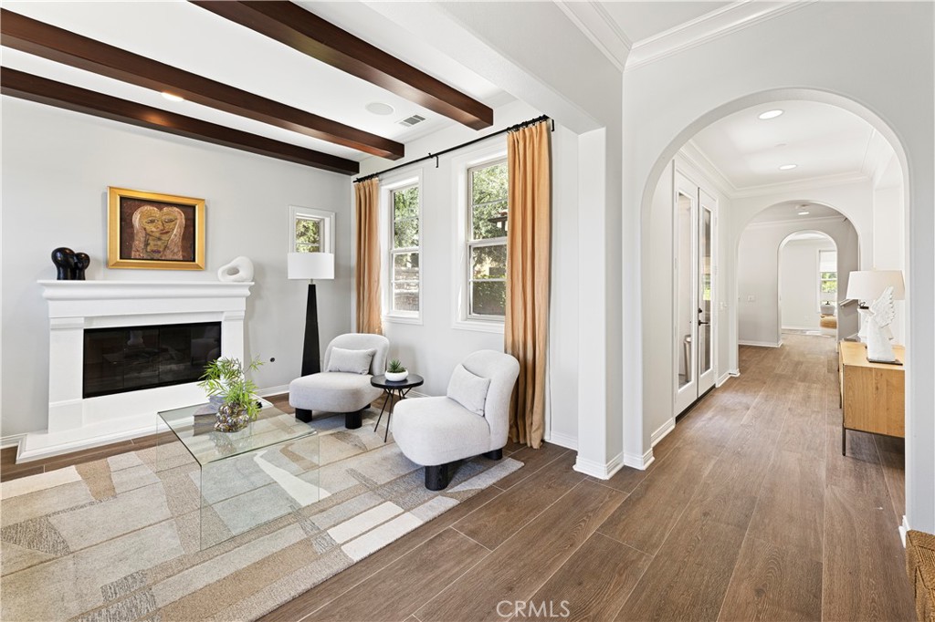 54 VALLEY TERRACE