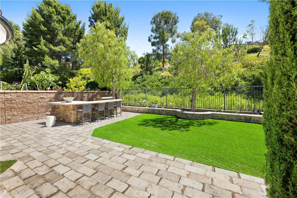54 VALLEY TERRACE