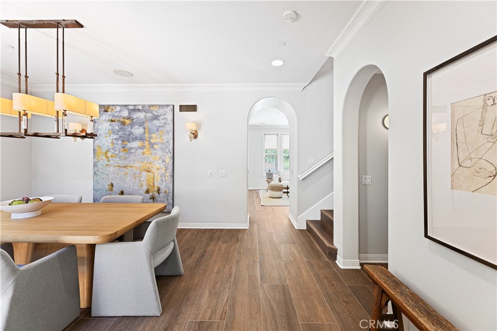 54 VALLEY TERRACE
