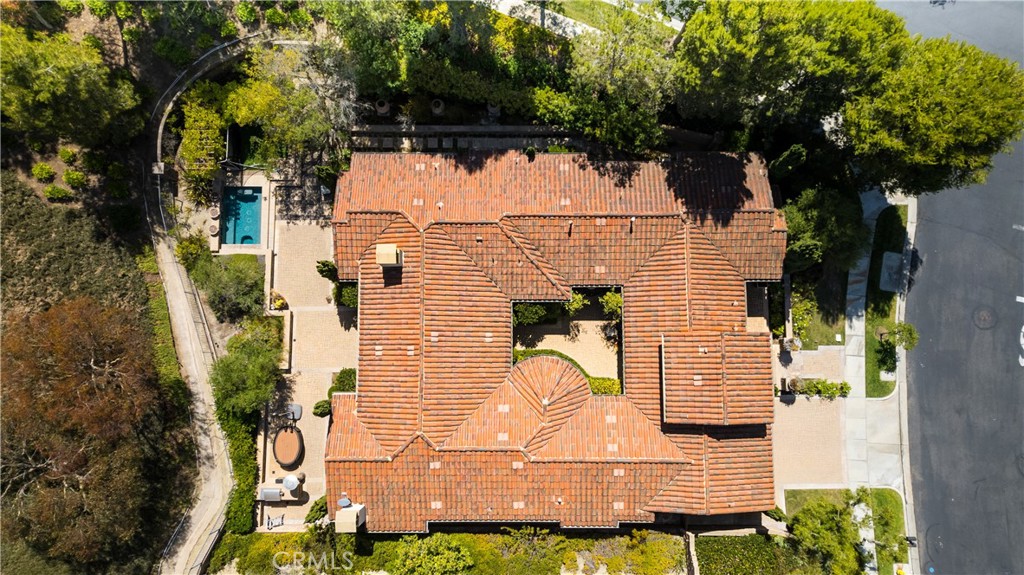 50 Summer House