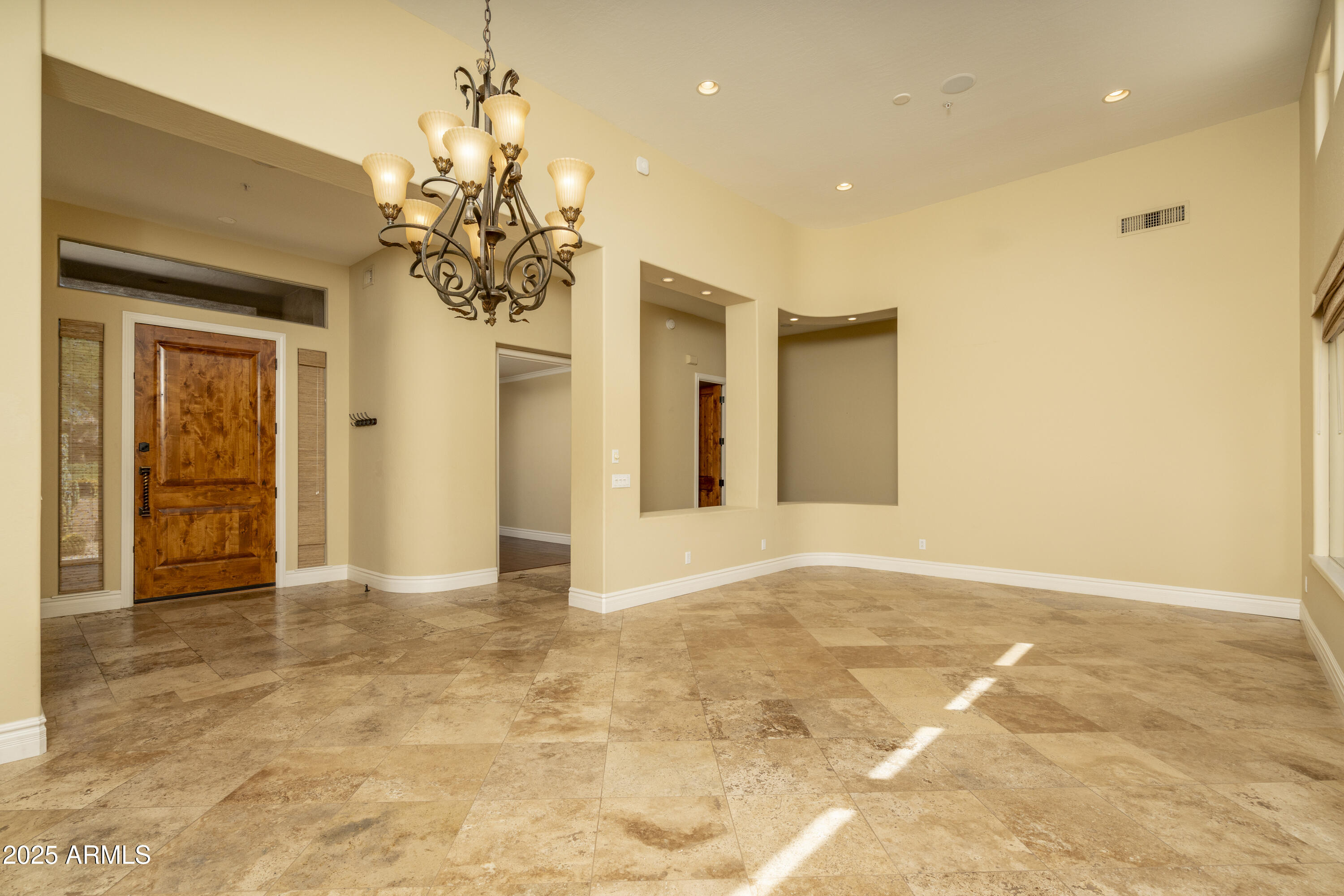 7023 E SHOOTING STAR Way