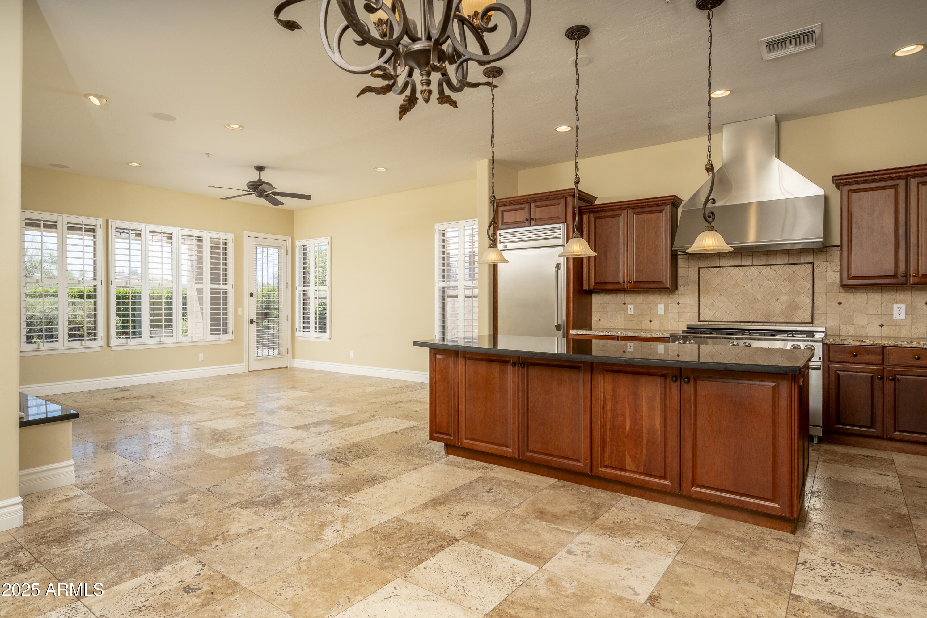 7023 E SHOOTING STAR Way