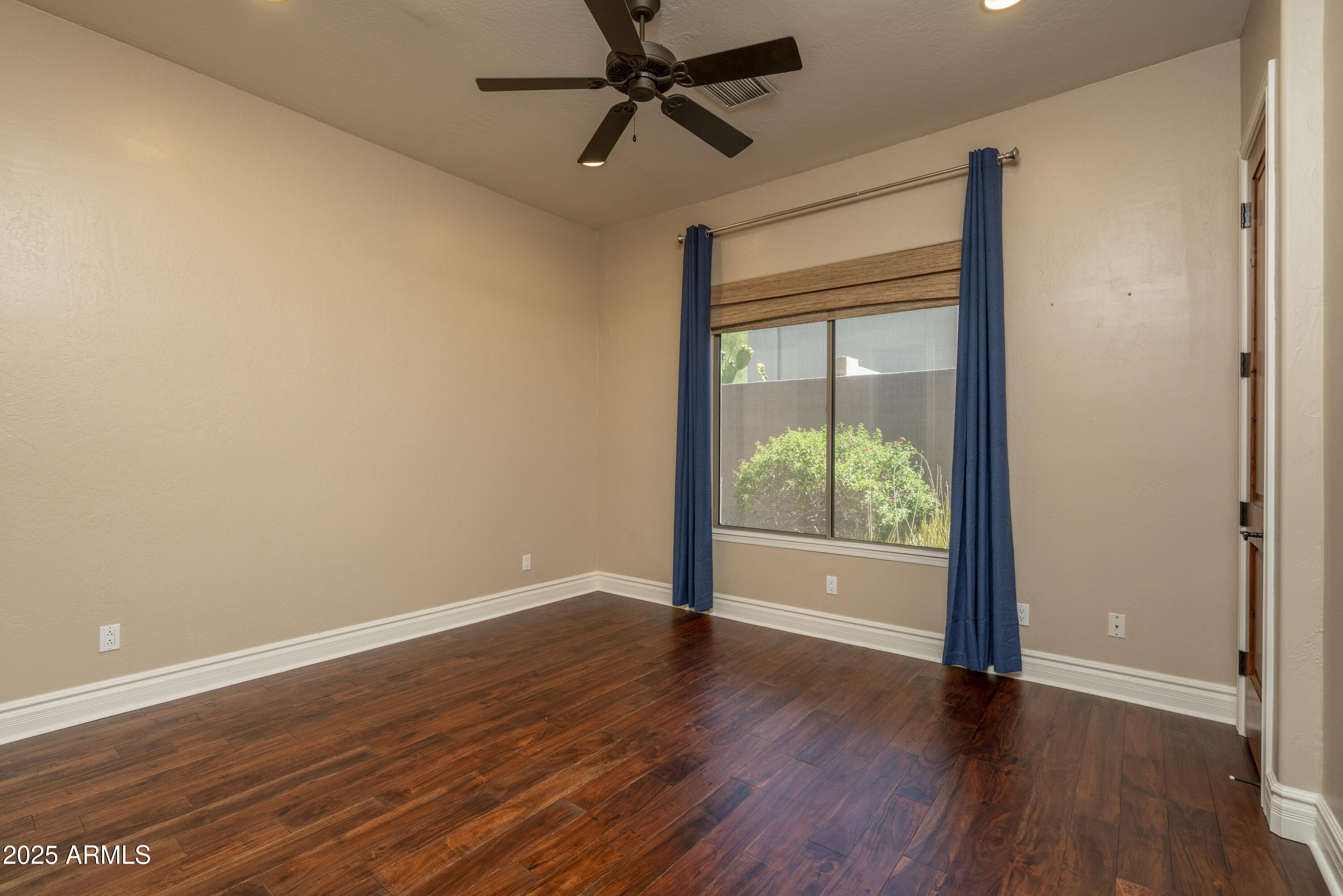 7023 E SHOOTING STAR Way