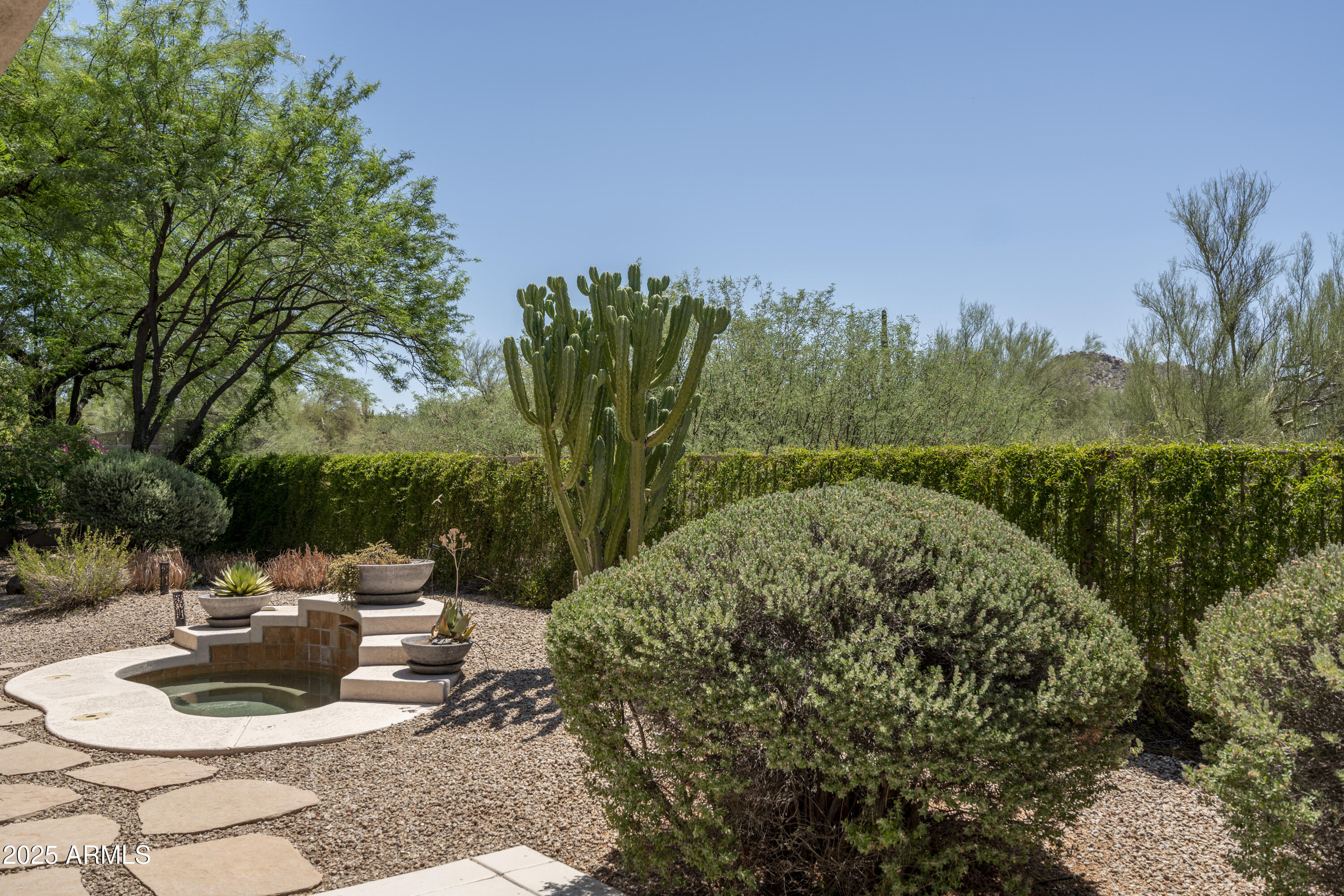 7023 E SHOOTING STAR Way