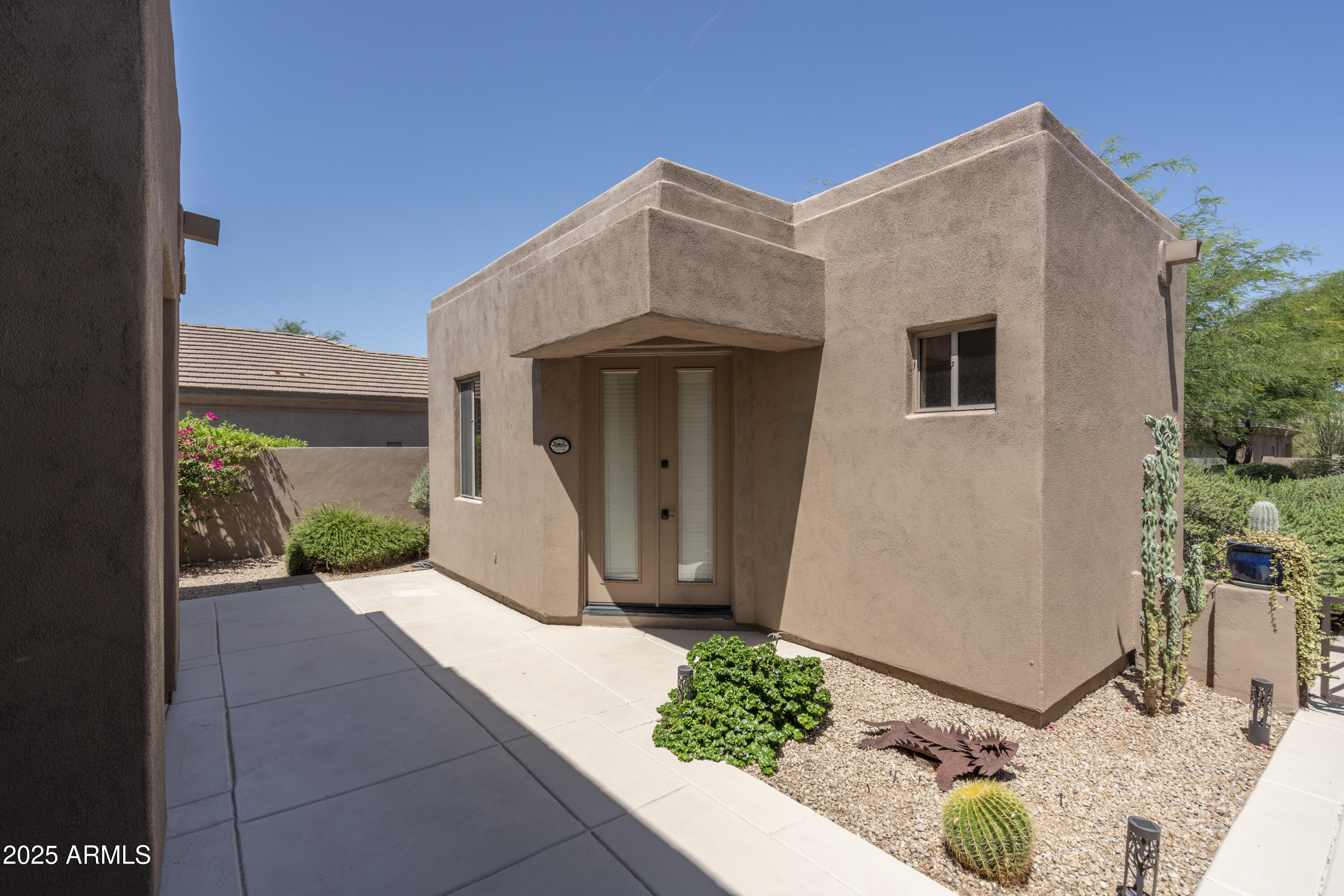 7023 E SHOOTING STAR Way