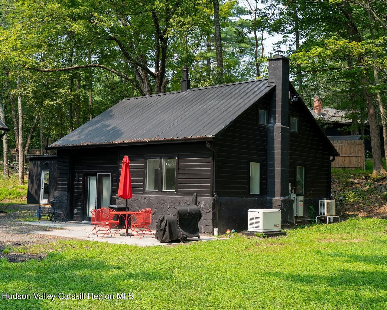 1905 Glasco Turnpike, Across from West Saug Rd. Unit: 1 & 2
