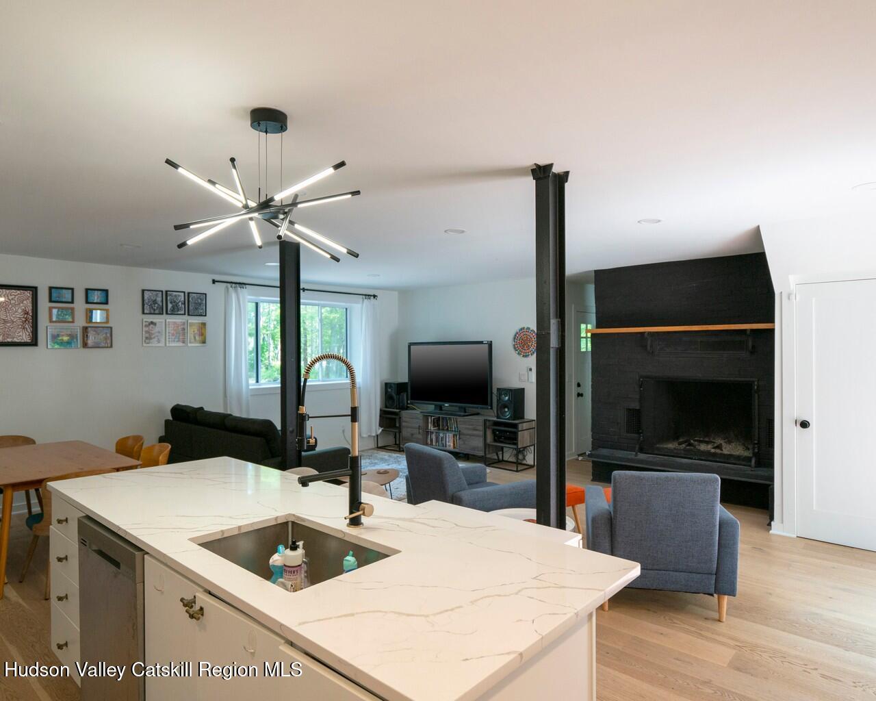 1905 A Glasco Turnpike, Across from West Saug Rd. Unit: Rear Unit