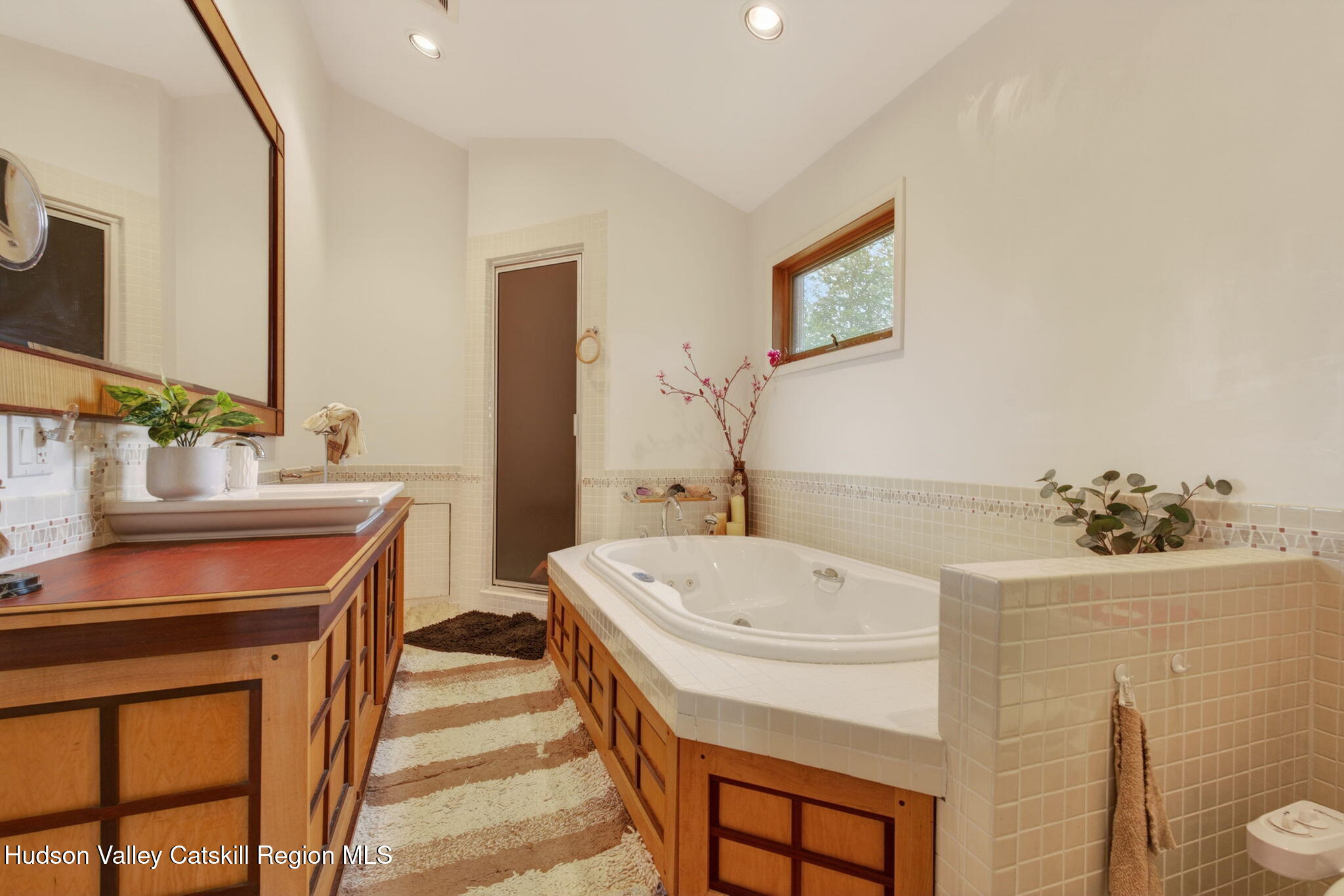 81 N Pond Drive, off Anderson Rd