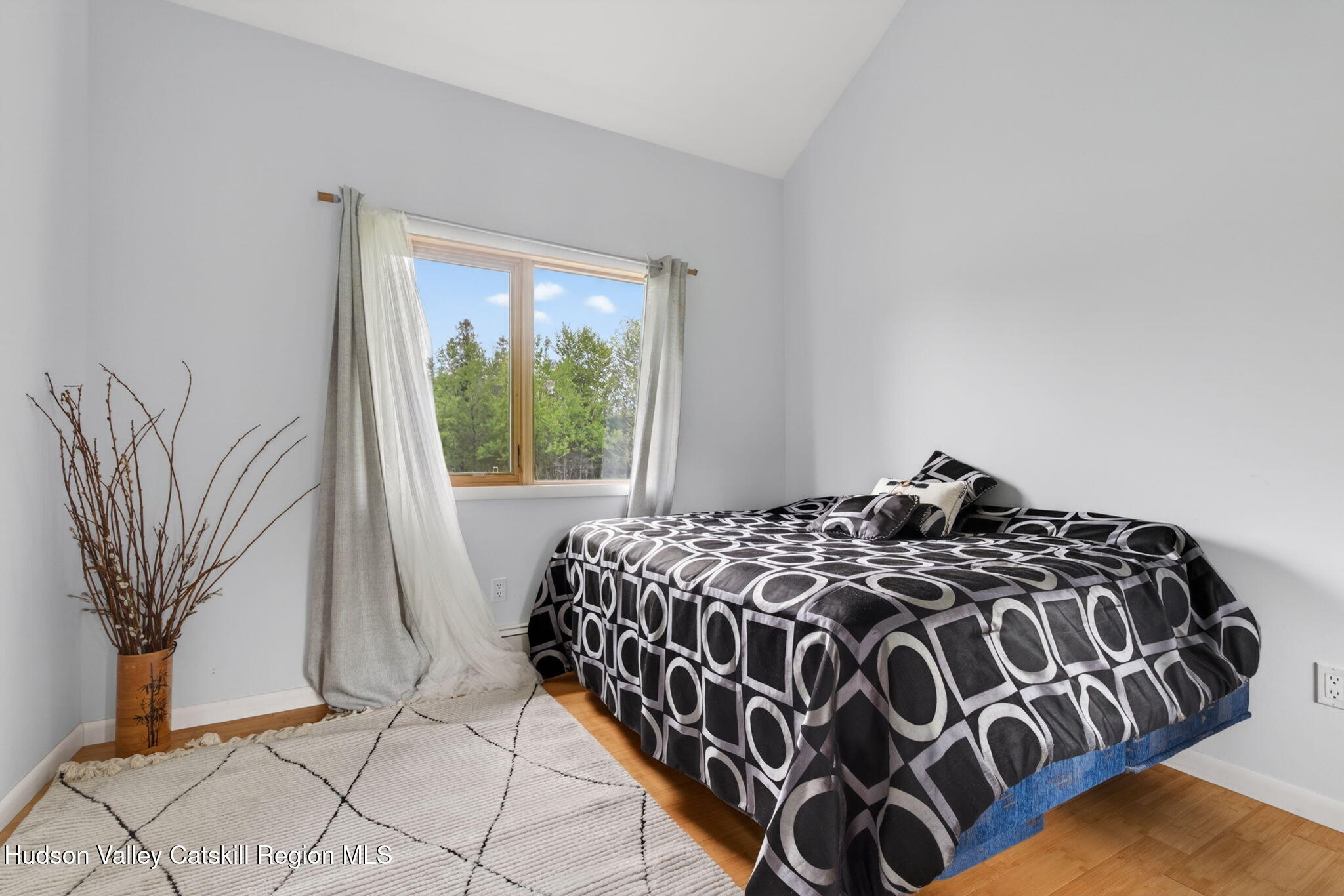 81 N Pond Drive, off Anderson Rd