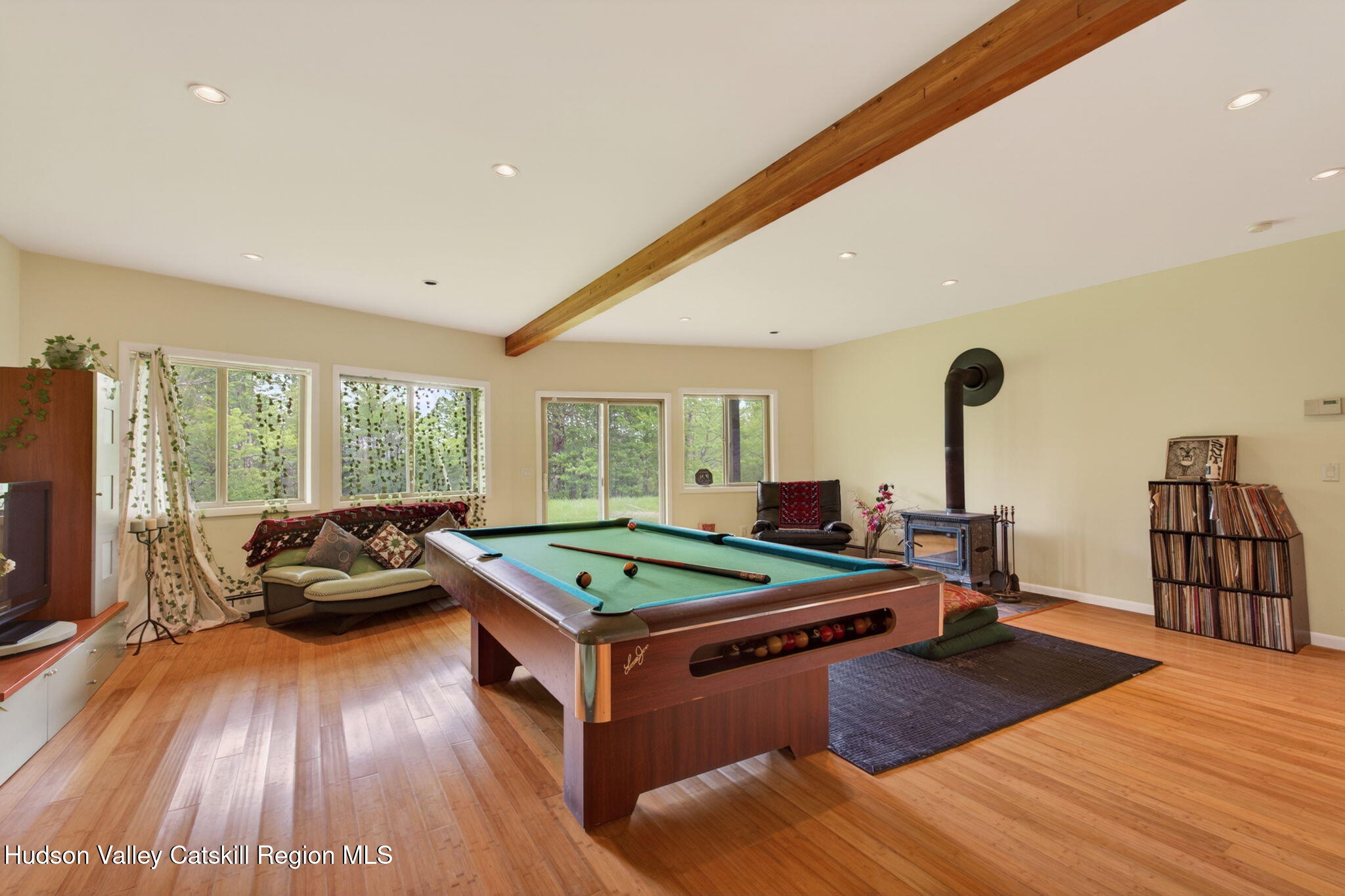 81 N Pond Drive, off Anderson Rd