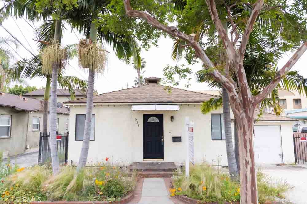 538 E Chevy Chase Drive