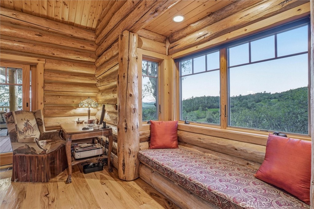 7190 Tres Vista Road