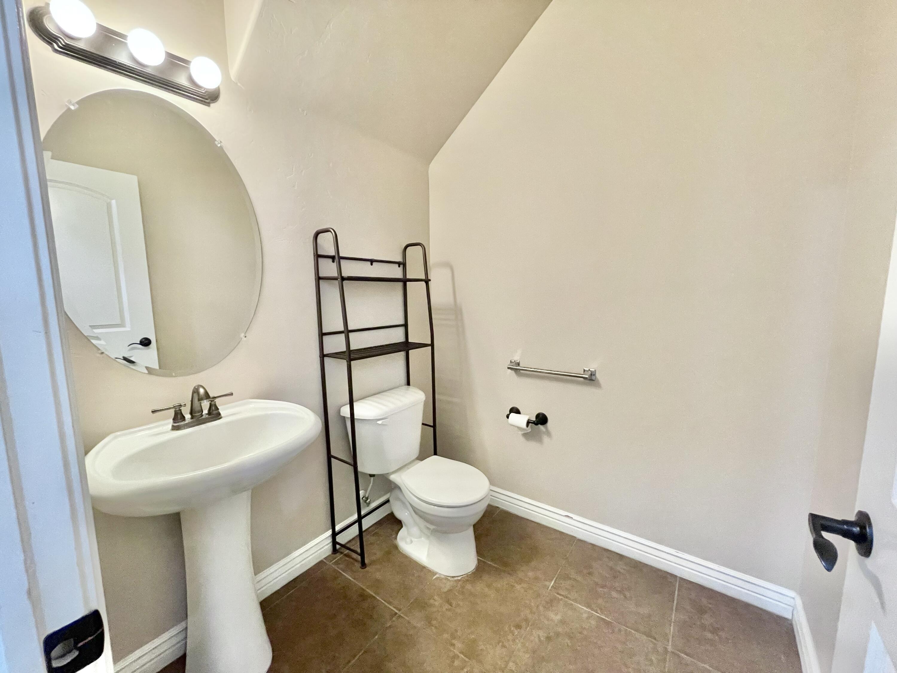 1177 N Northfield, #68