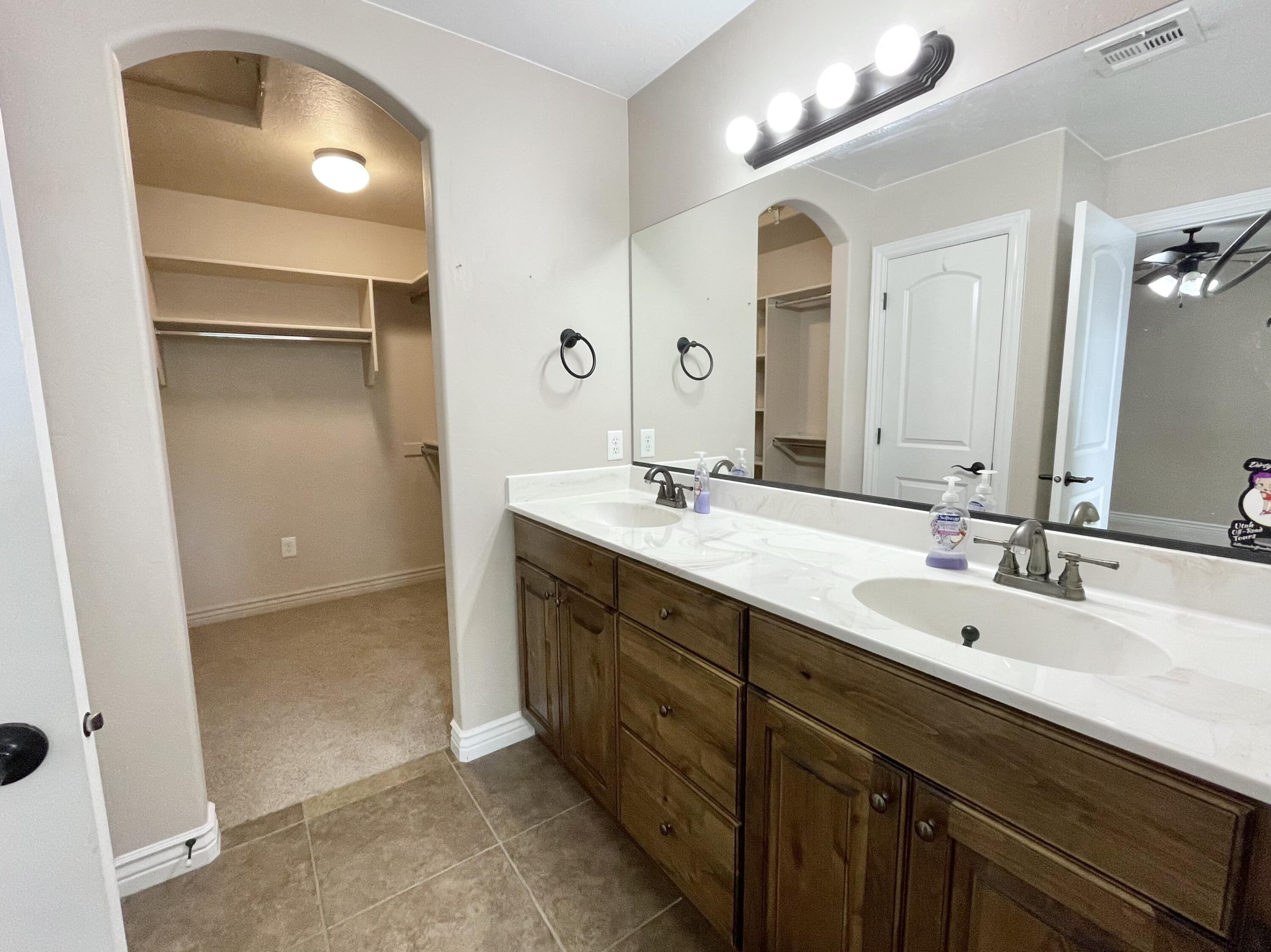 1177 N Northfield, #68