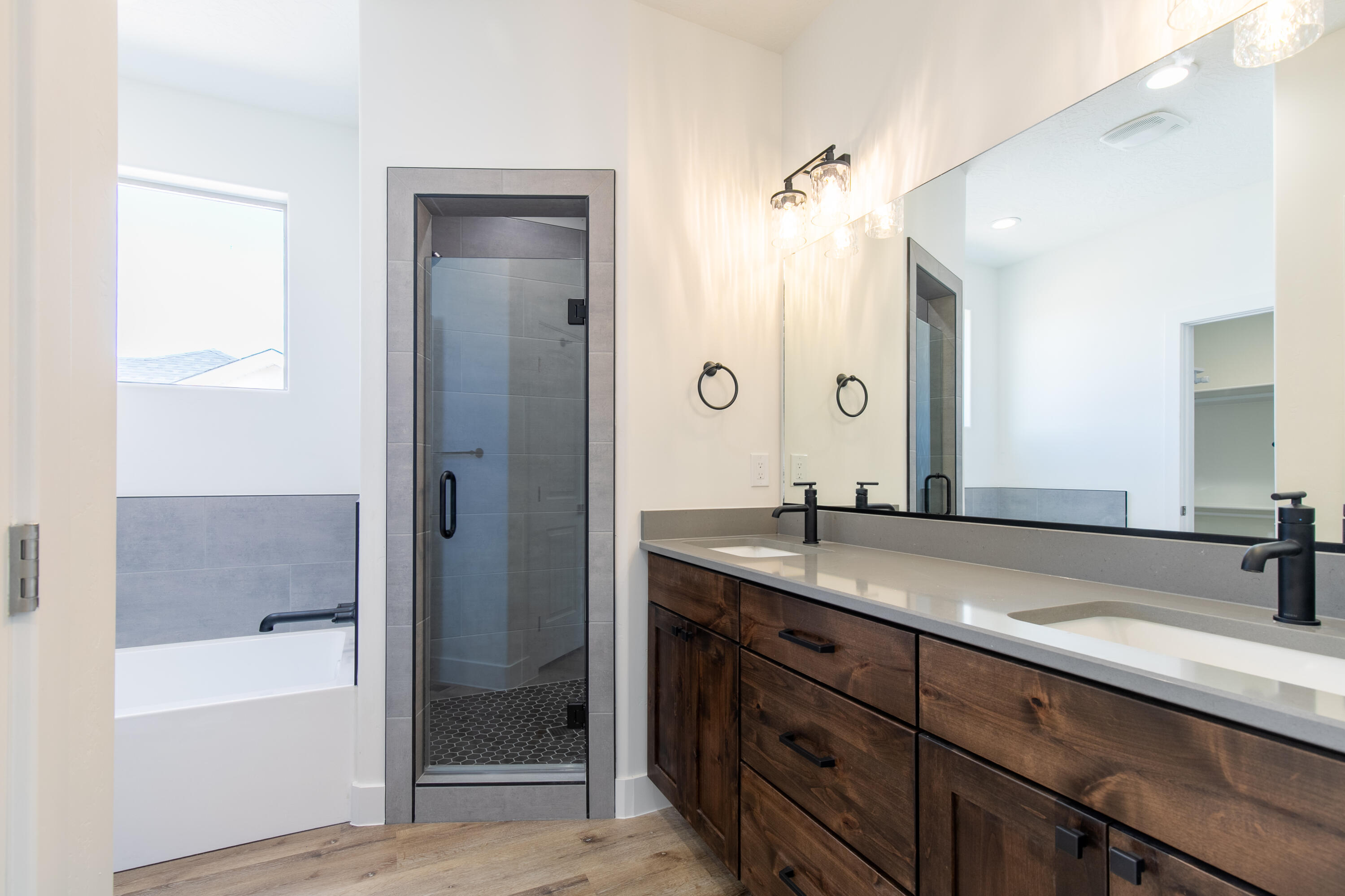 4240 N Tomahawk DR, Lot 6