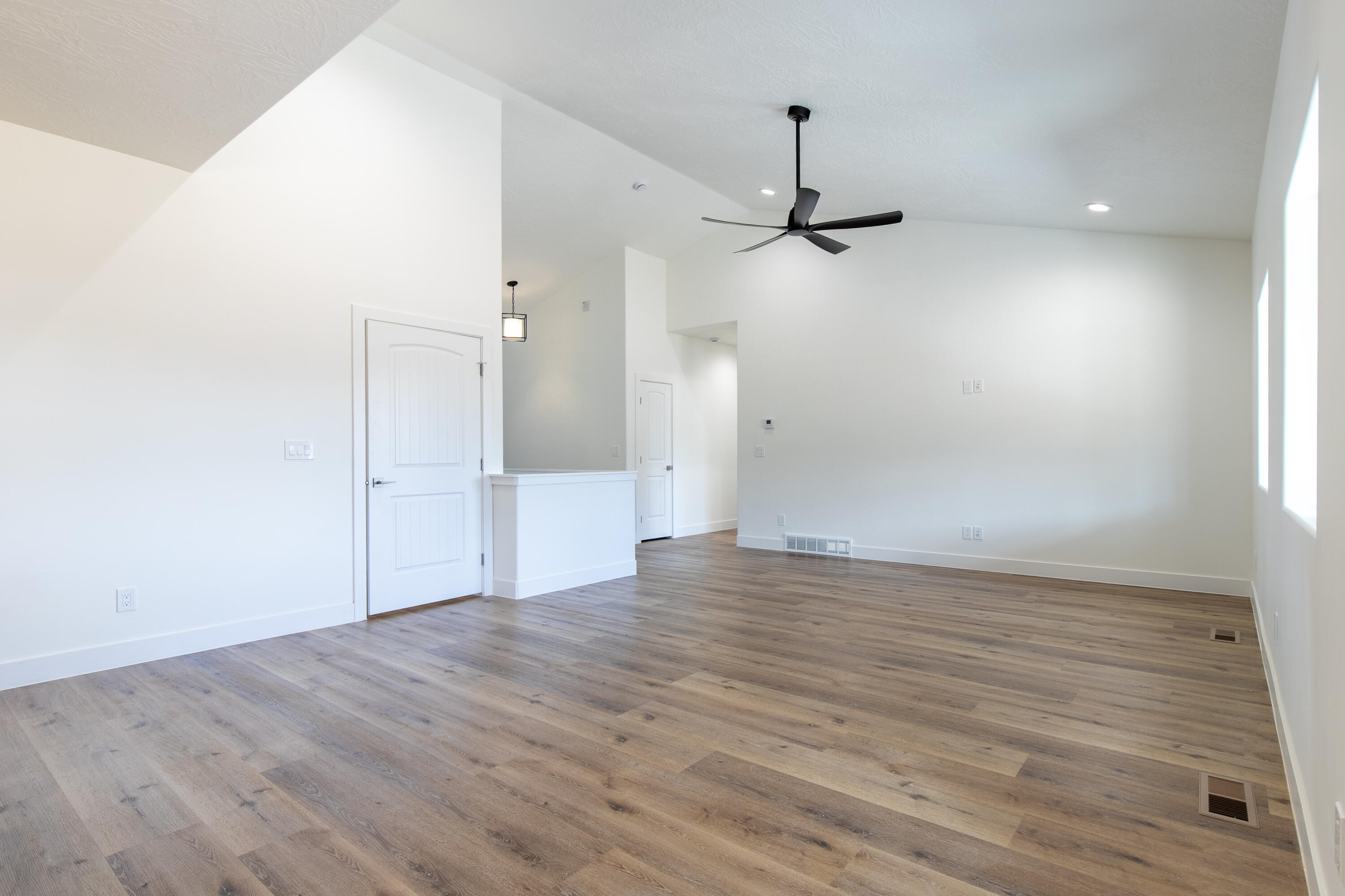 4240 N Tomahawk DR, Lot 6