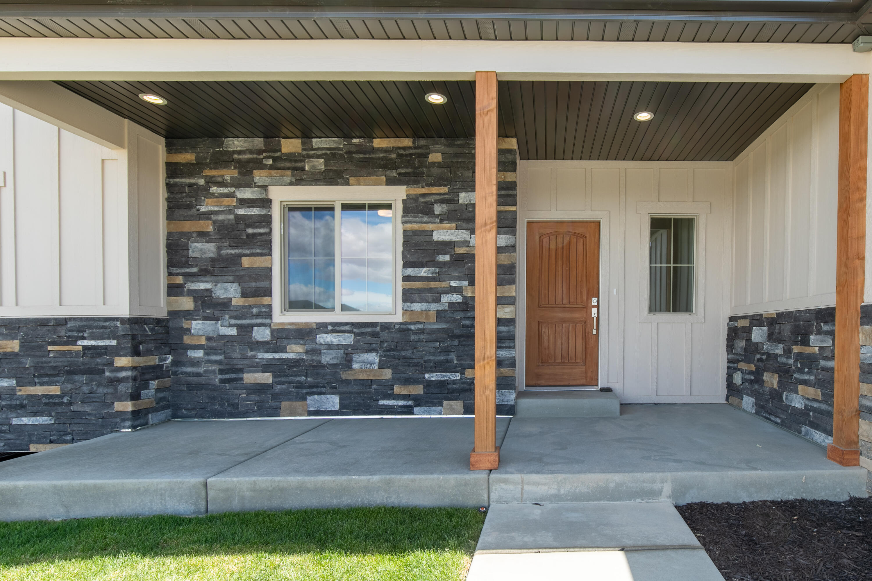 4240 N Tomahawk DR, Lot 6