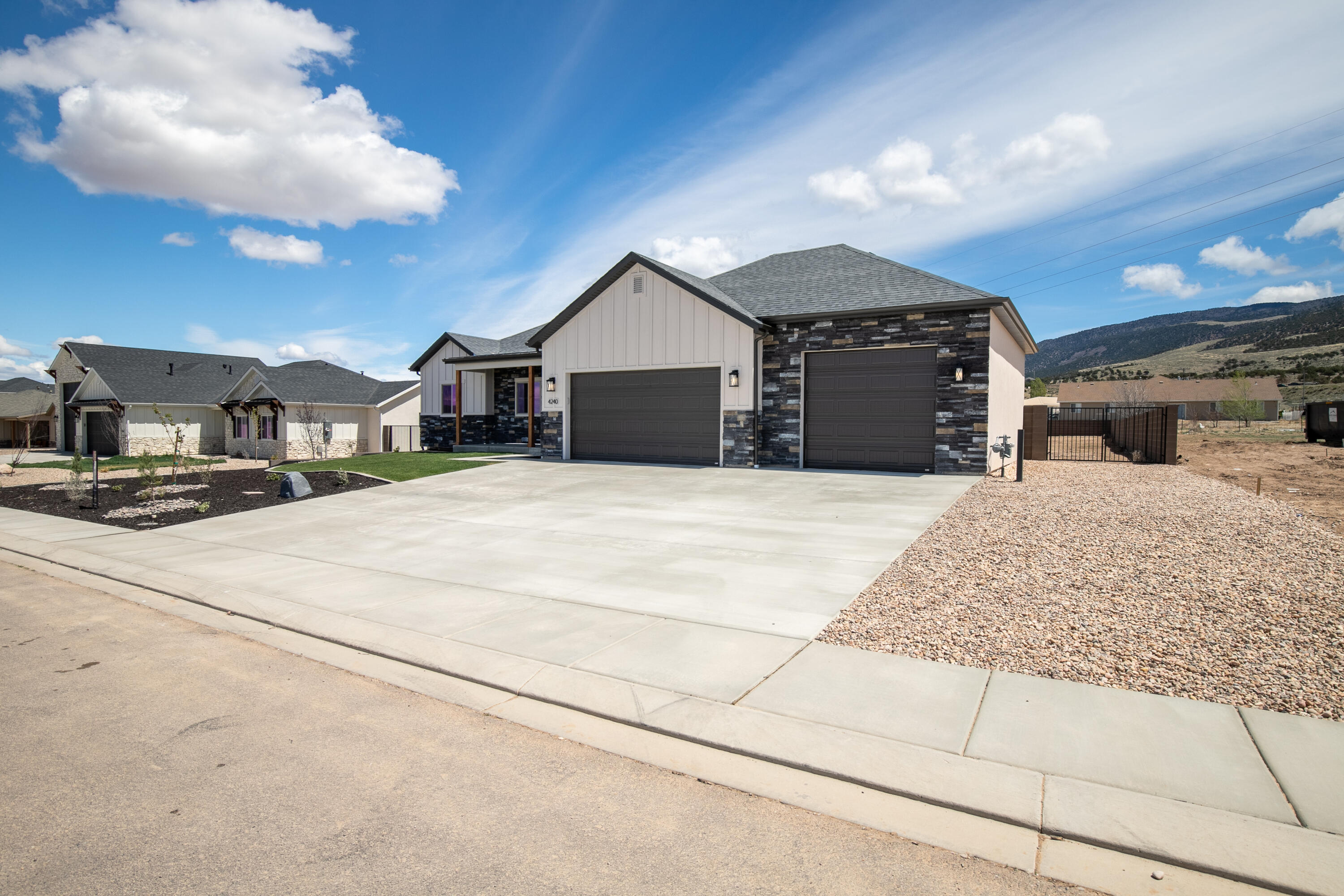 4240 N Tomahawk DR, Lot 6