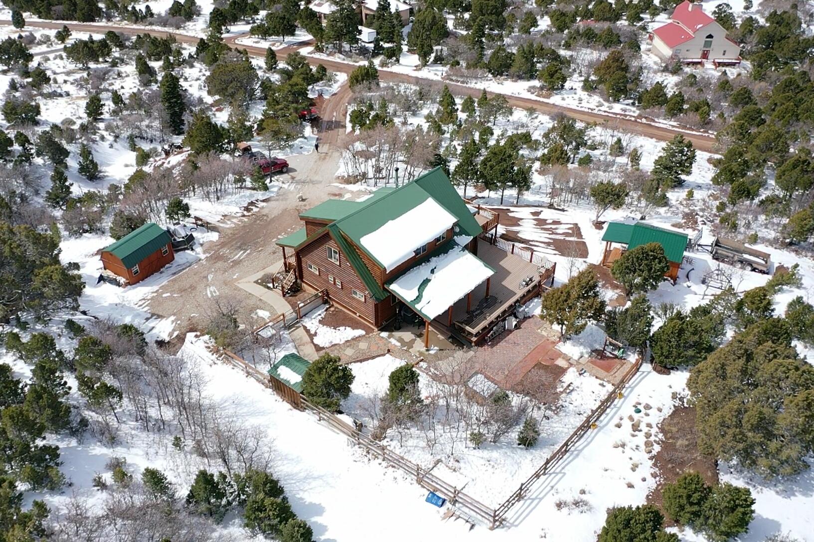 2011 S High Cedar View DR