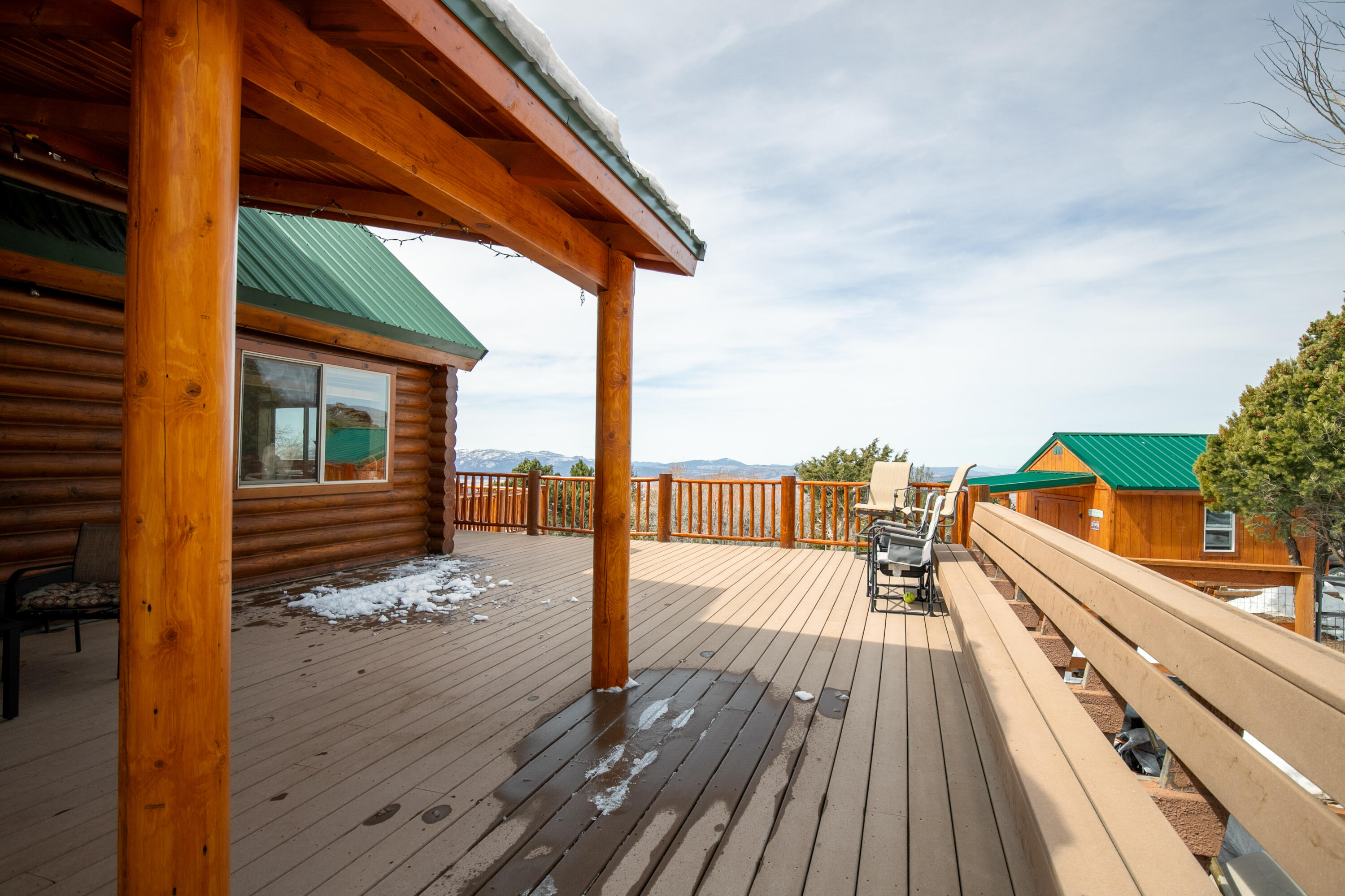 2011 S High Cedar View DR