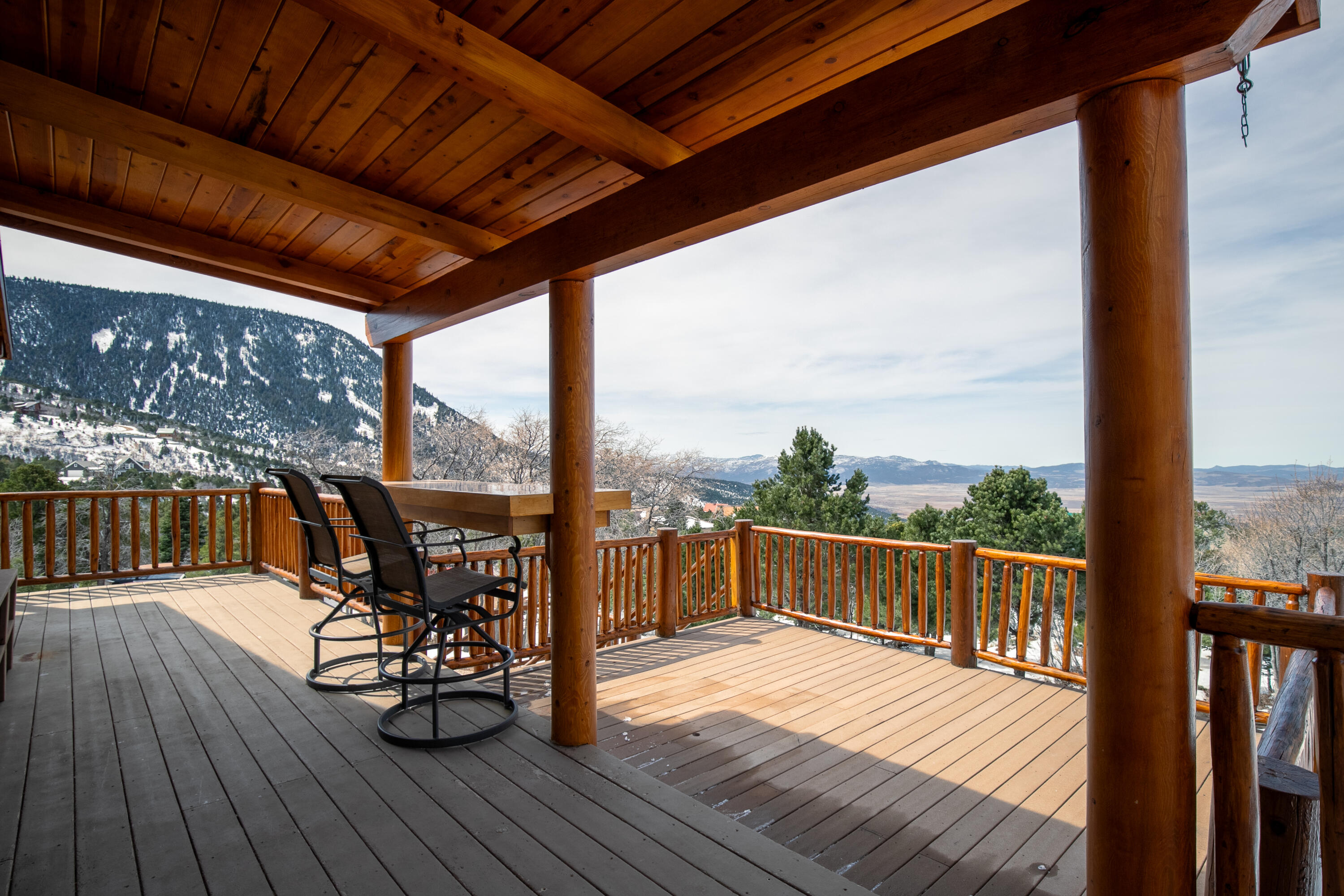 2011 S High Cedar View DR