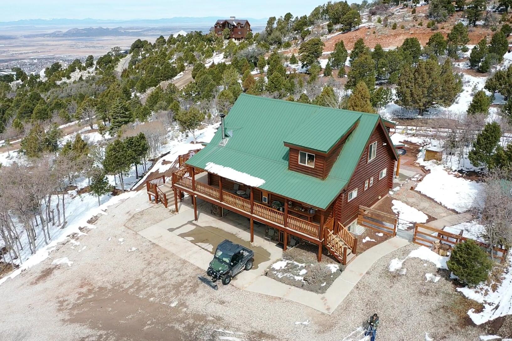 2011 S High Cedar View DR