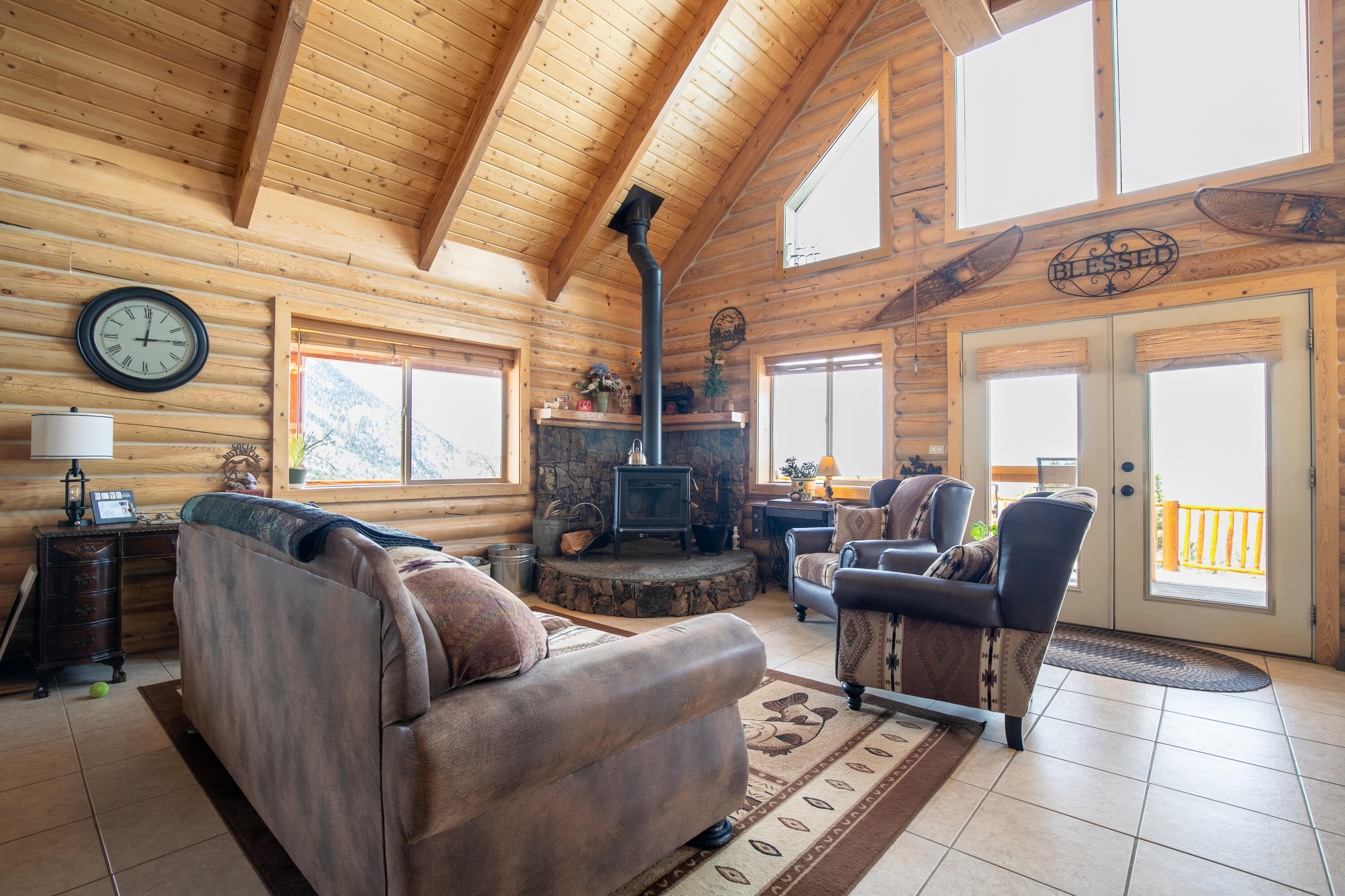 2011 S High Cedar View DR