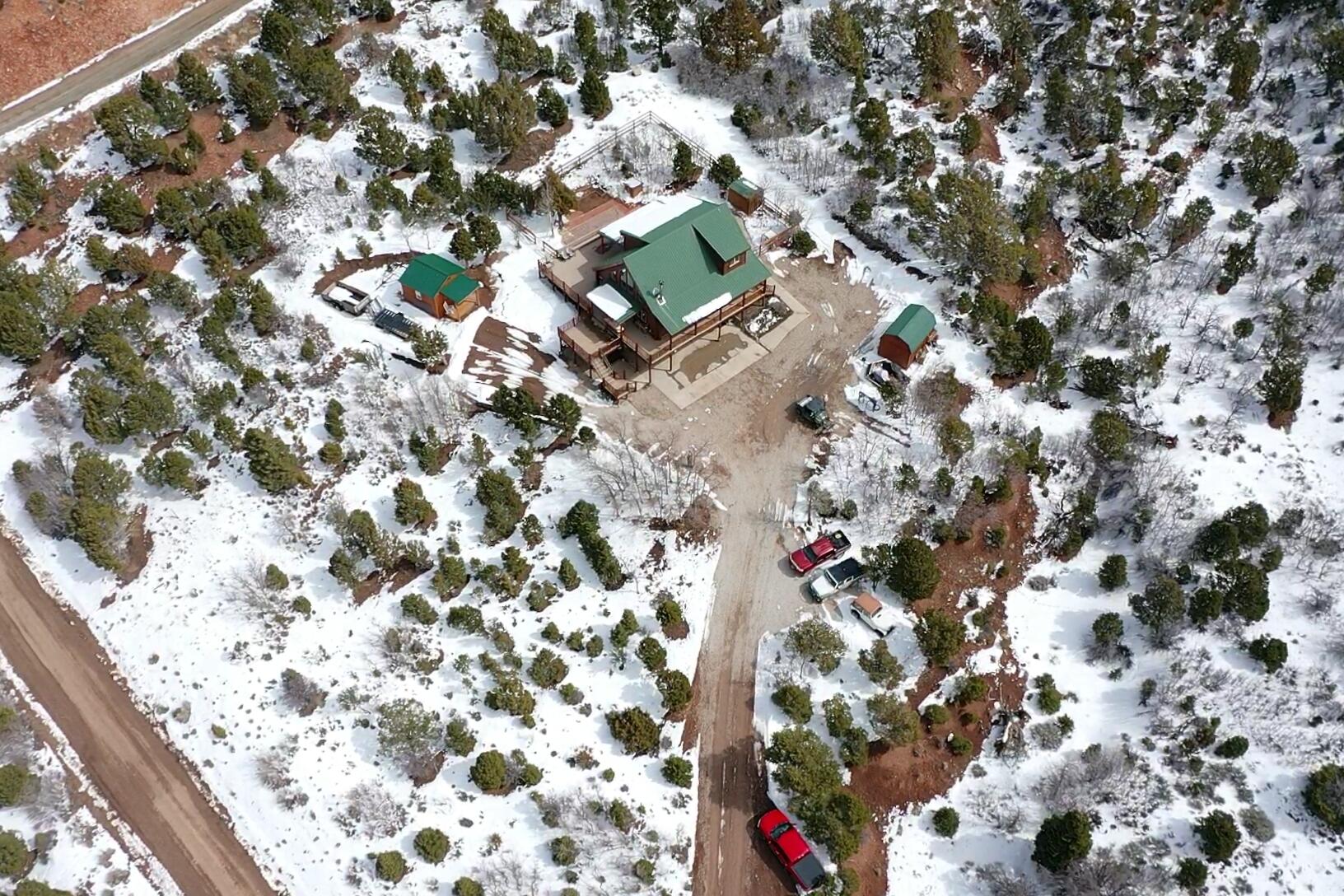 2011 S High Cedar View DR