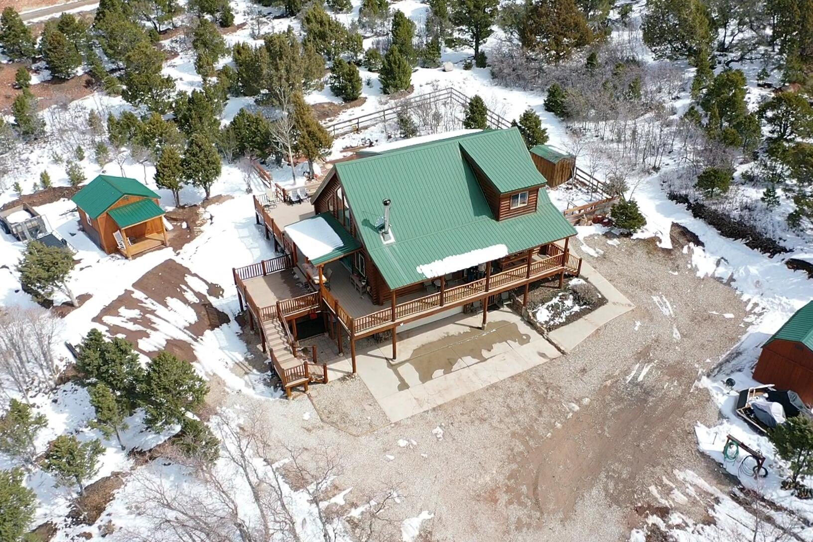 2011 S High Cedar View DR