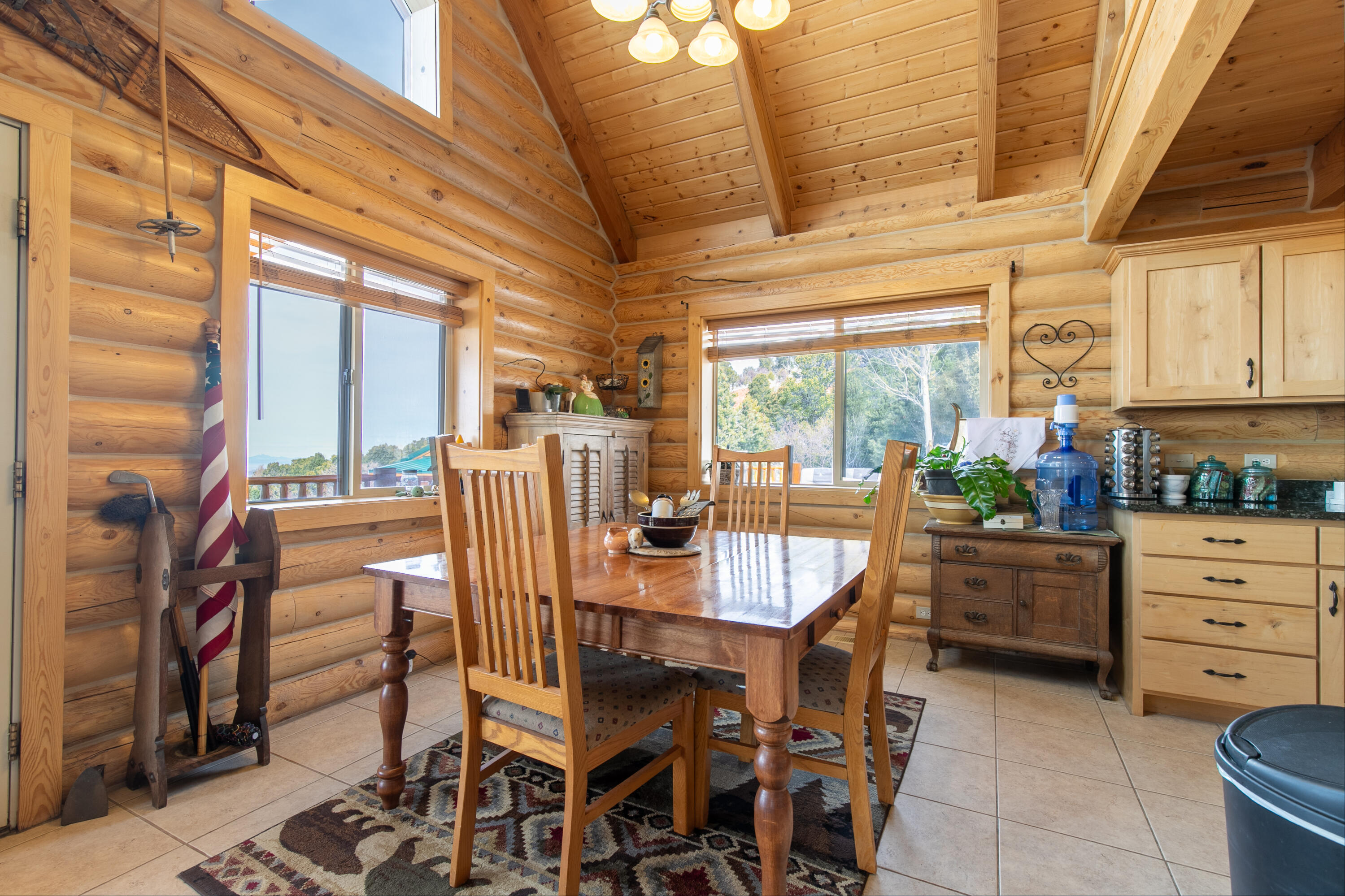 2011 S High Cedar View DR