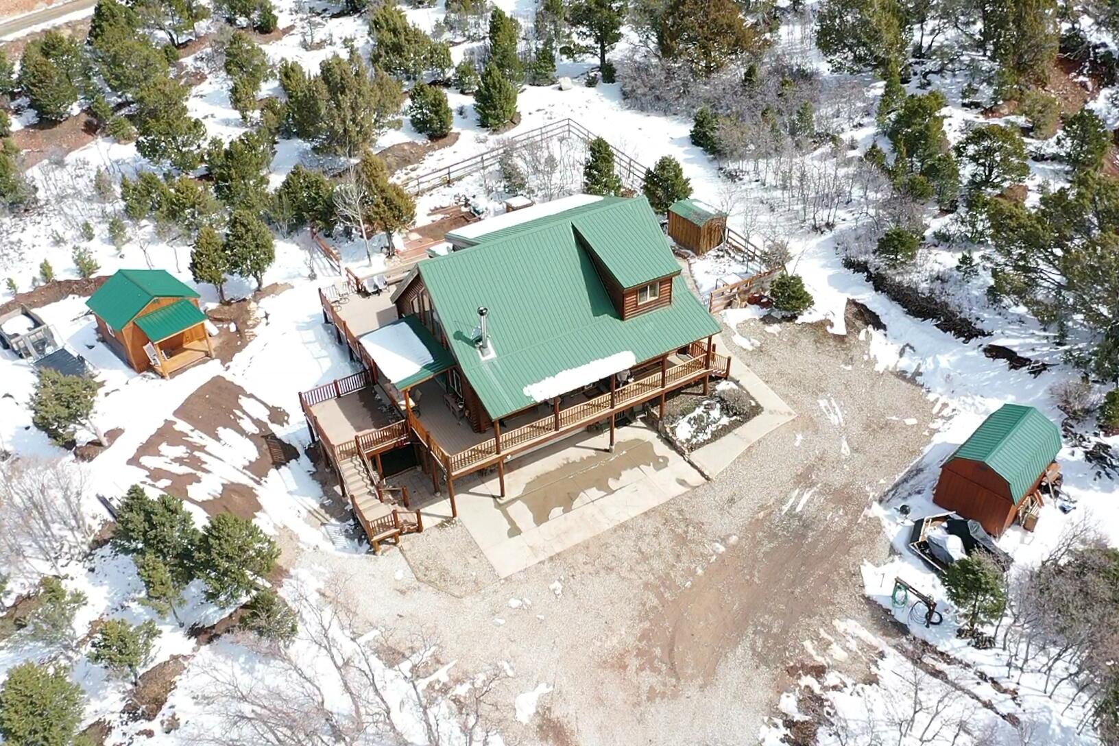 2011 S High Cedar View DR