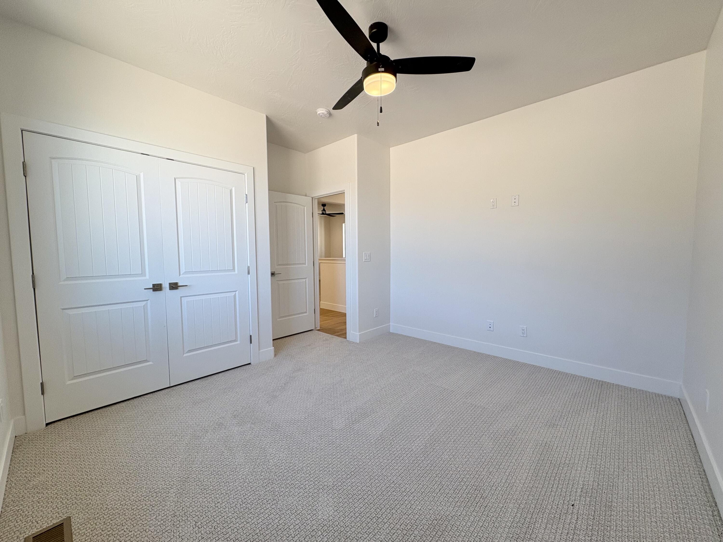 4228 N Tomahawk DR, Lot 7 Sunview Estates